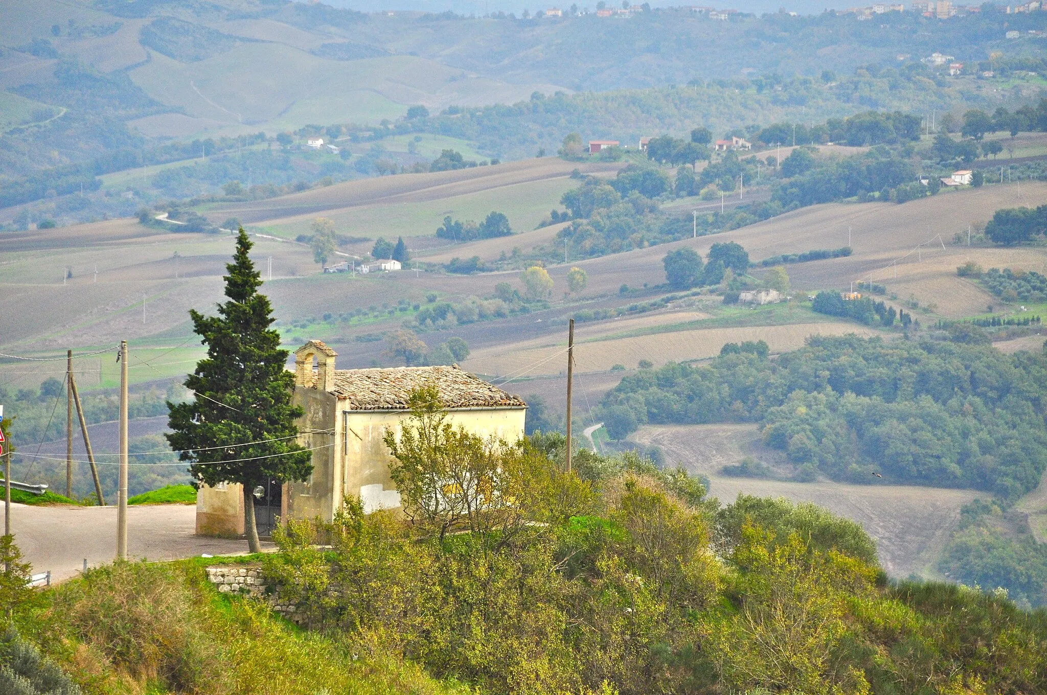 Photo showing: La piccola chiesa di Santa Lucia sita in Calitri, Campania, Italia