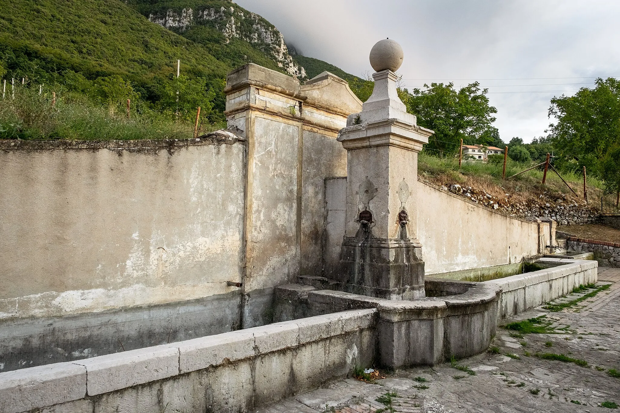 Photo showing: Antico lavatoio dei Grandini