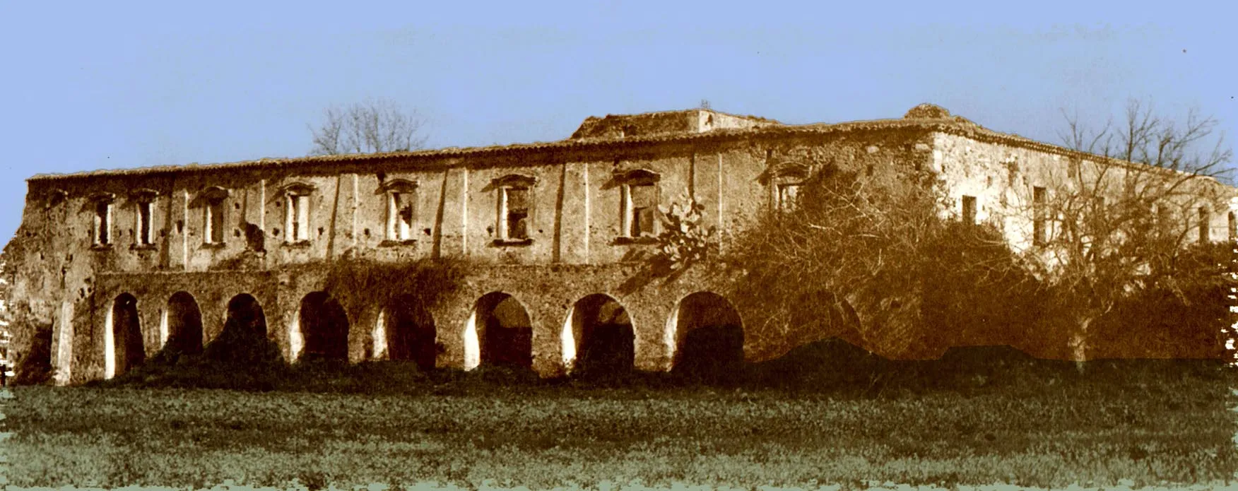 Photo showing: Palazzo Ducale e Torre Normanna di Lacconia. Loc. Verdello, Curinga.