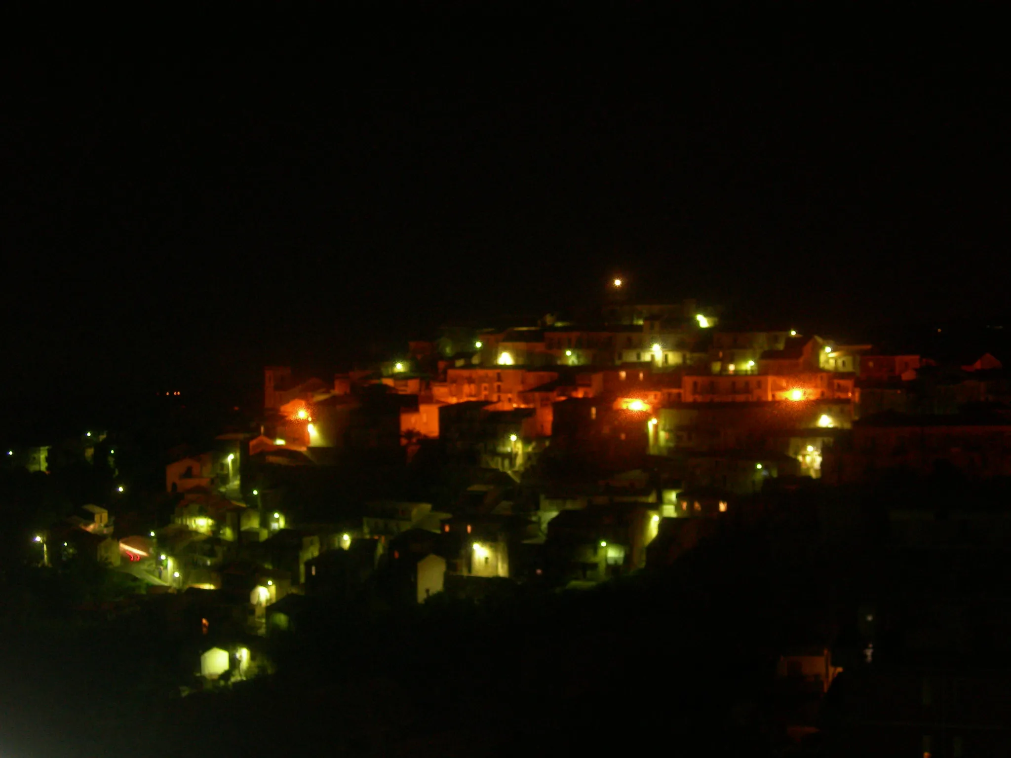 Photo showing: Panorama notturno