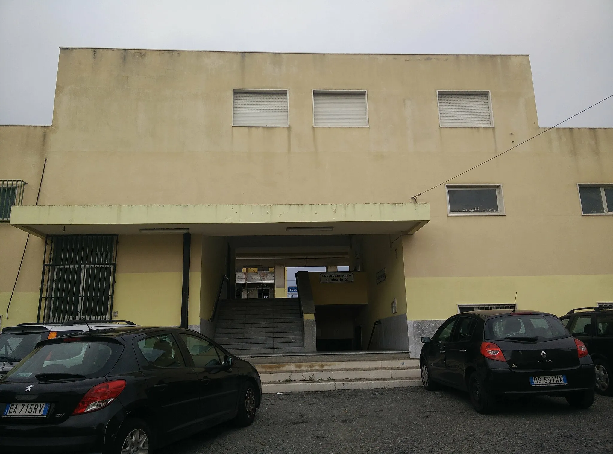 Photo showing: Stazione di RC Catona vista dall'esterno