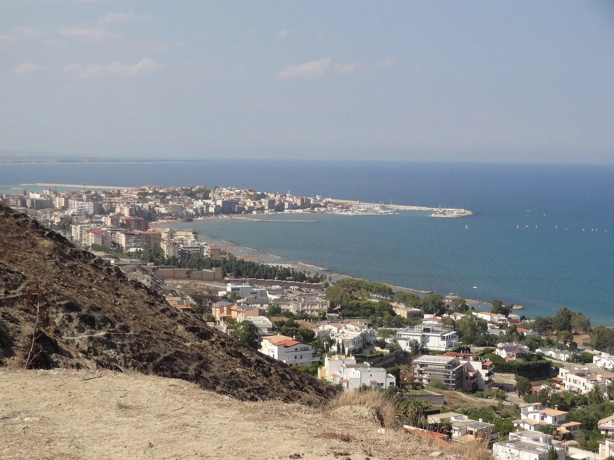 Photo showing: Panorama di Crotone nell'agosto 2016