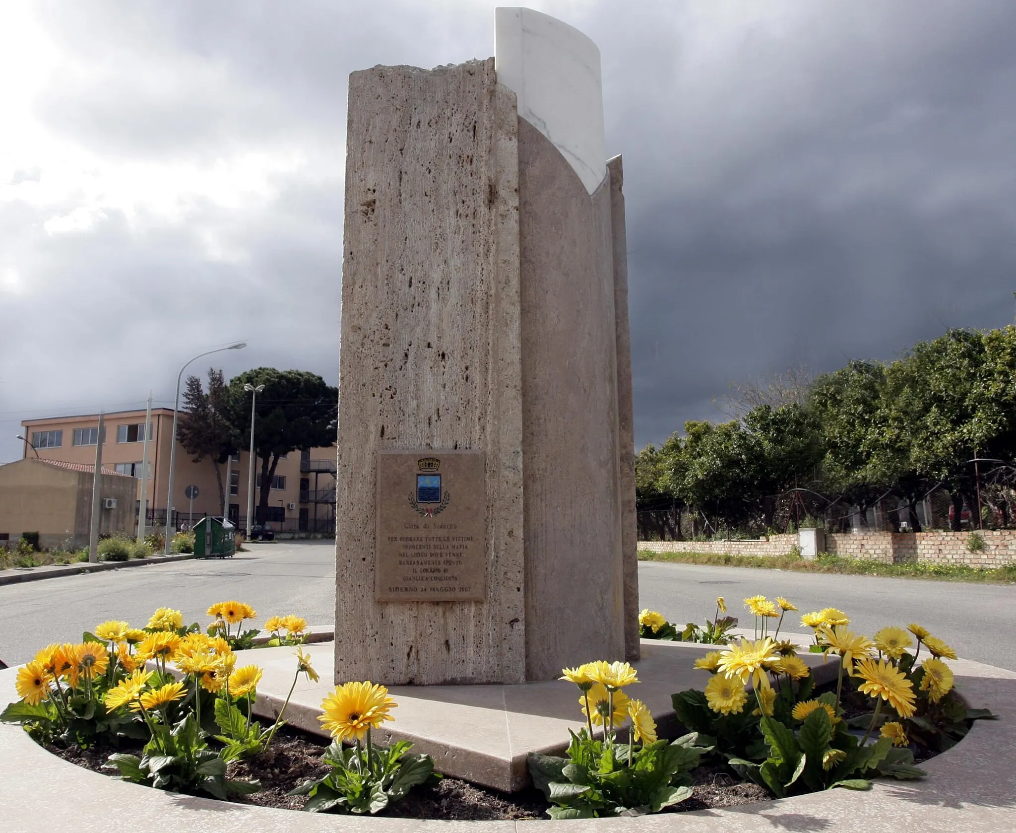 Photo showing: Monumento vittime mafia