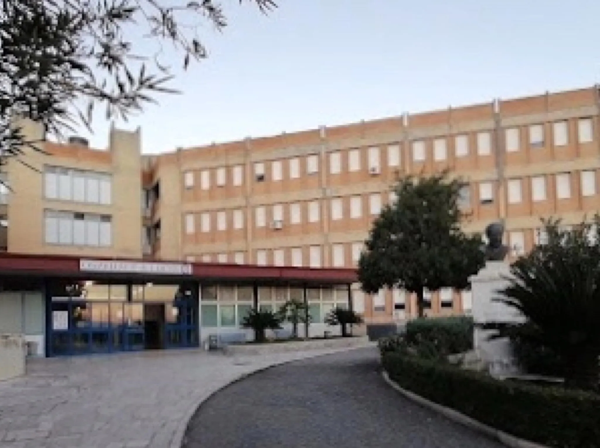 Photo showing: Ospedale Unico della Locride