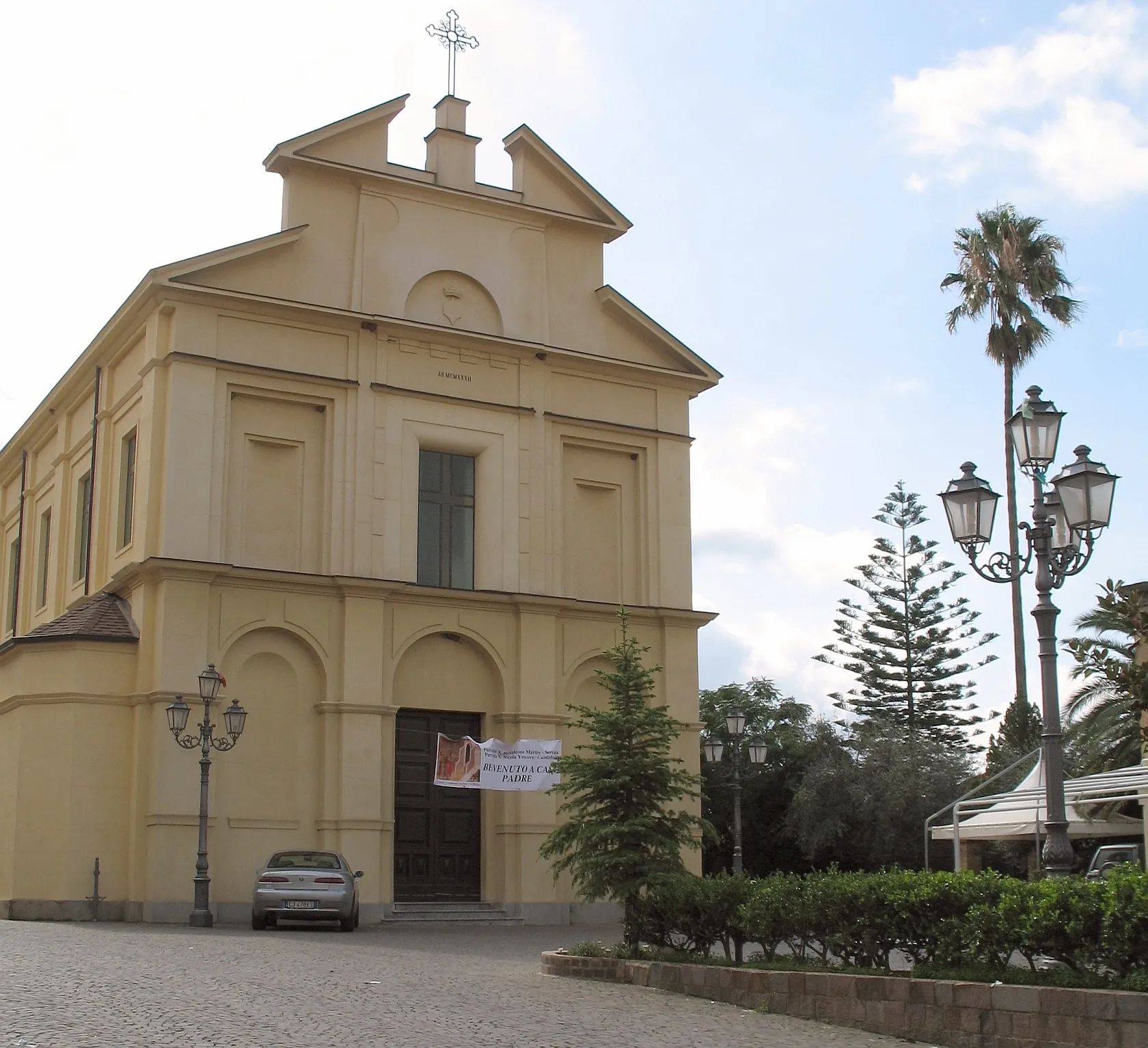 Photo showing: Pantaleone's church