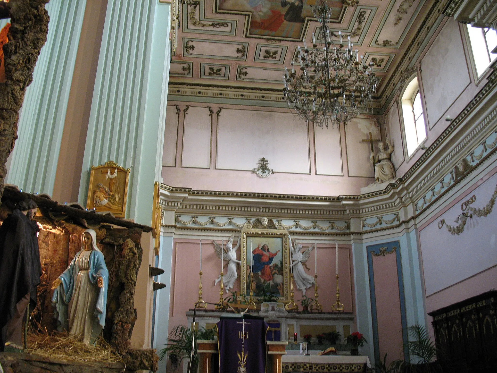 Photo showing: Terranova Sappo Minulio, chiesa matrice, interno