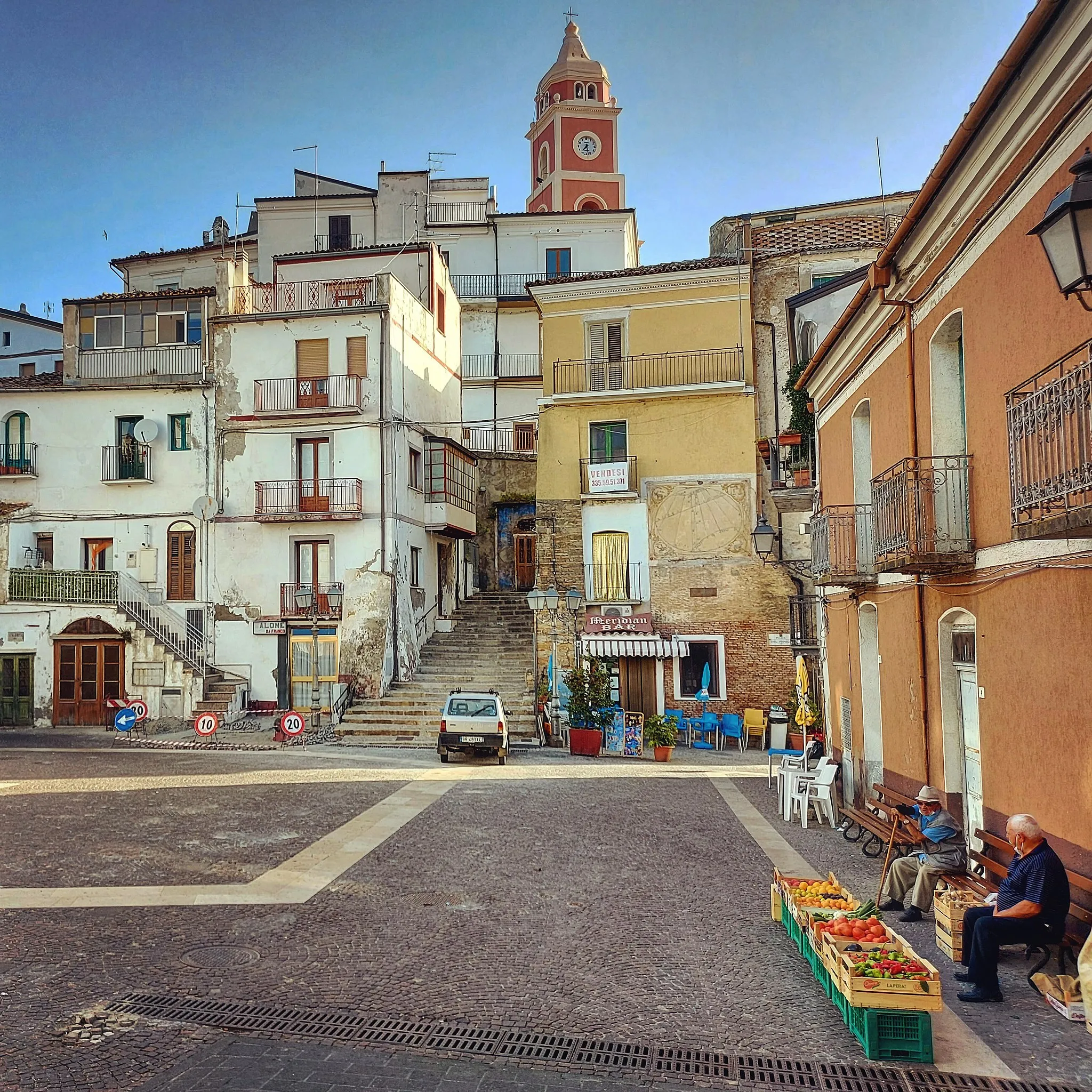 Photo showing: Roccanova, Piazza del Popolo