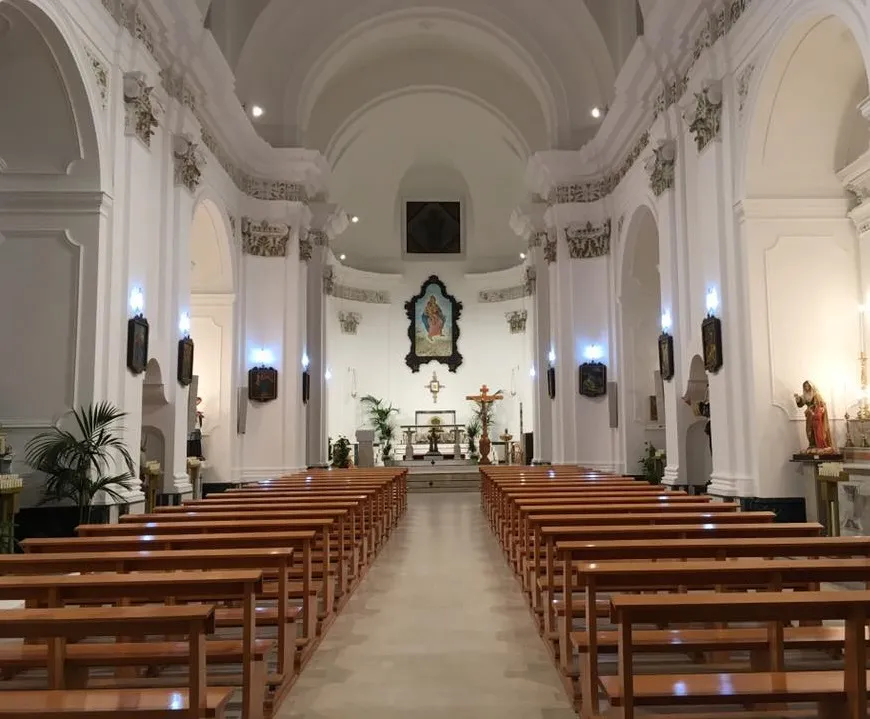 Photo showing: Interno della chiesa Matrice della Madonna delle Nevi a Girifalco (CZ).