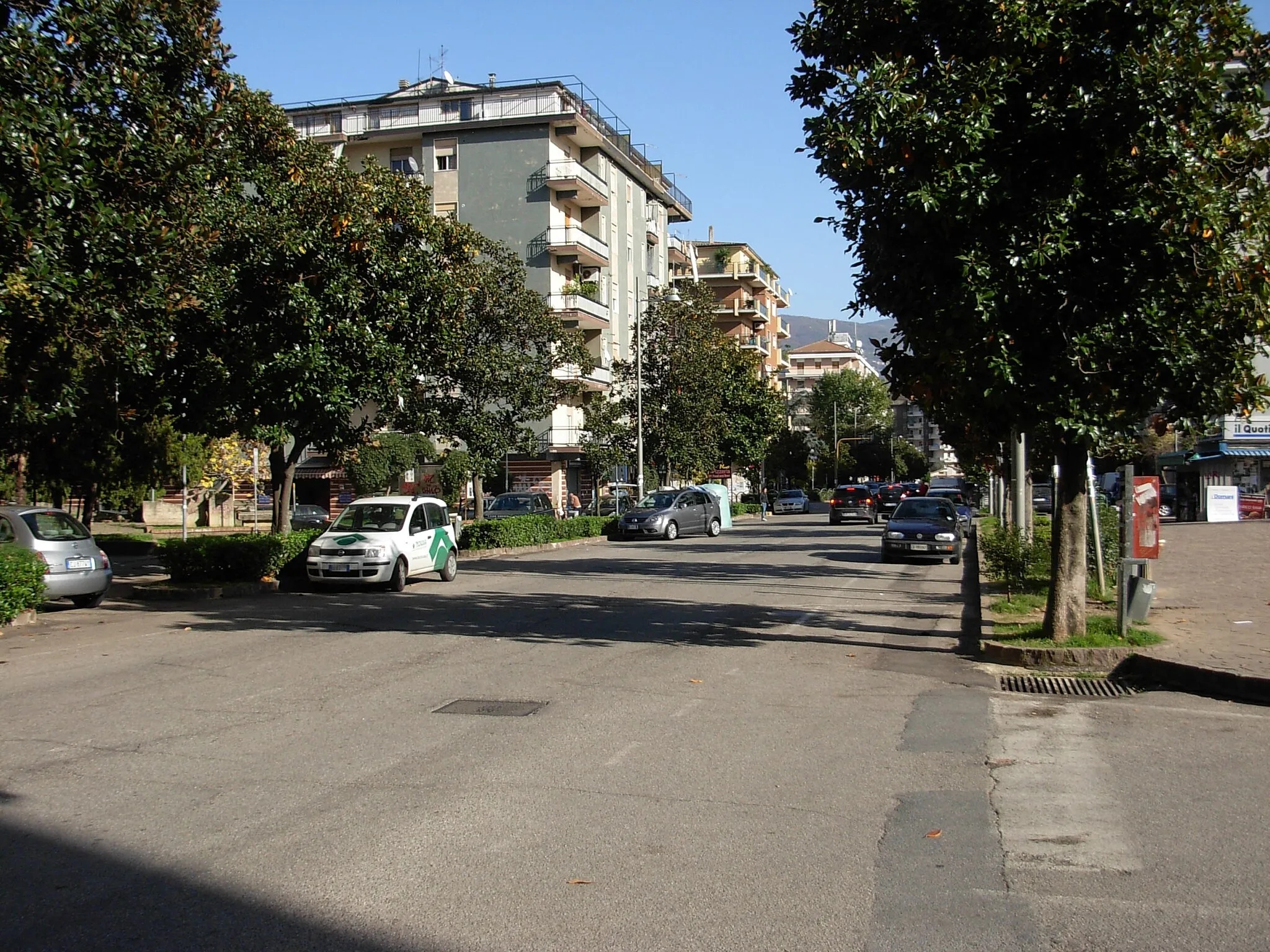 Photo showing: Via Fratelli Bandiera