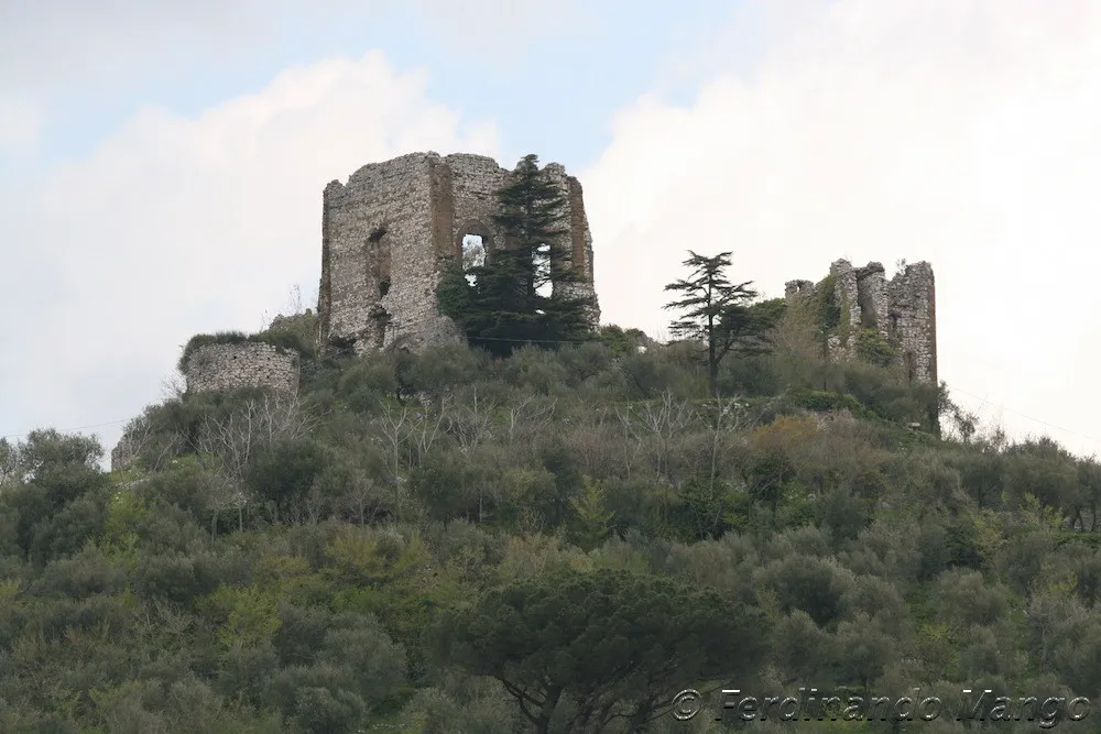 Photo showing: Castello feudale di Airola