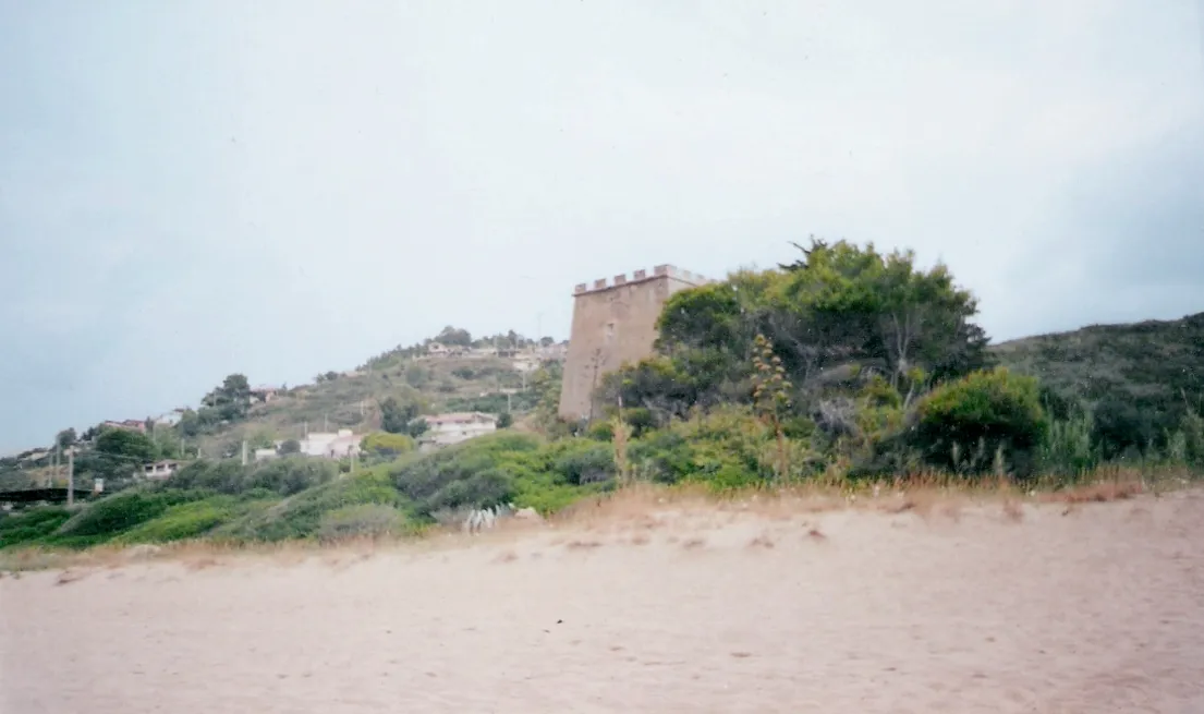 Photo showing: Torre di Caprioli prima del restauro del 2001.