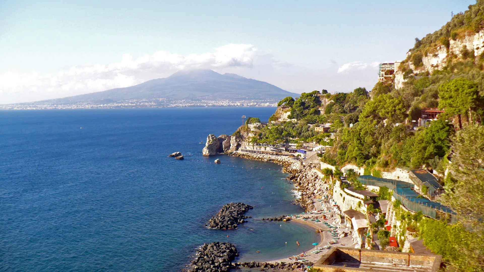 Photo showing: Mount Vesuvius from the South