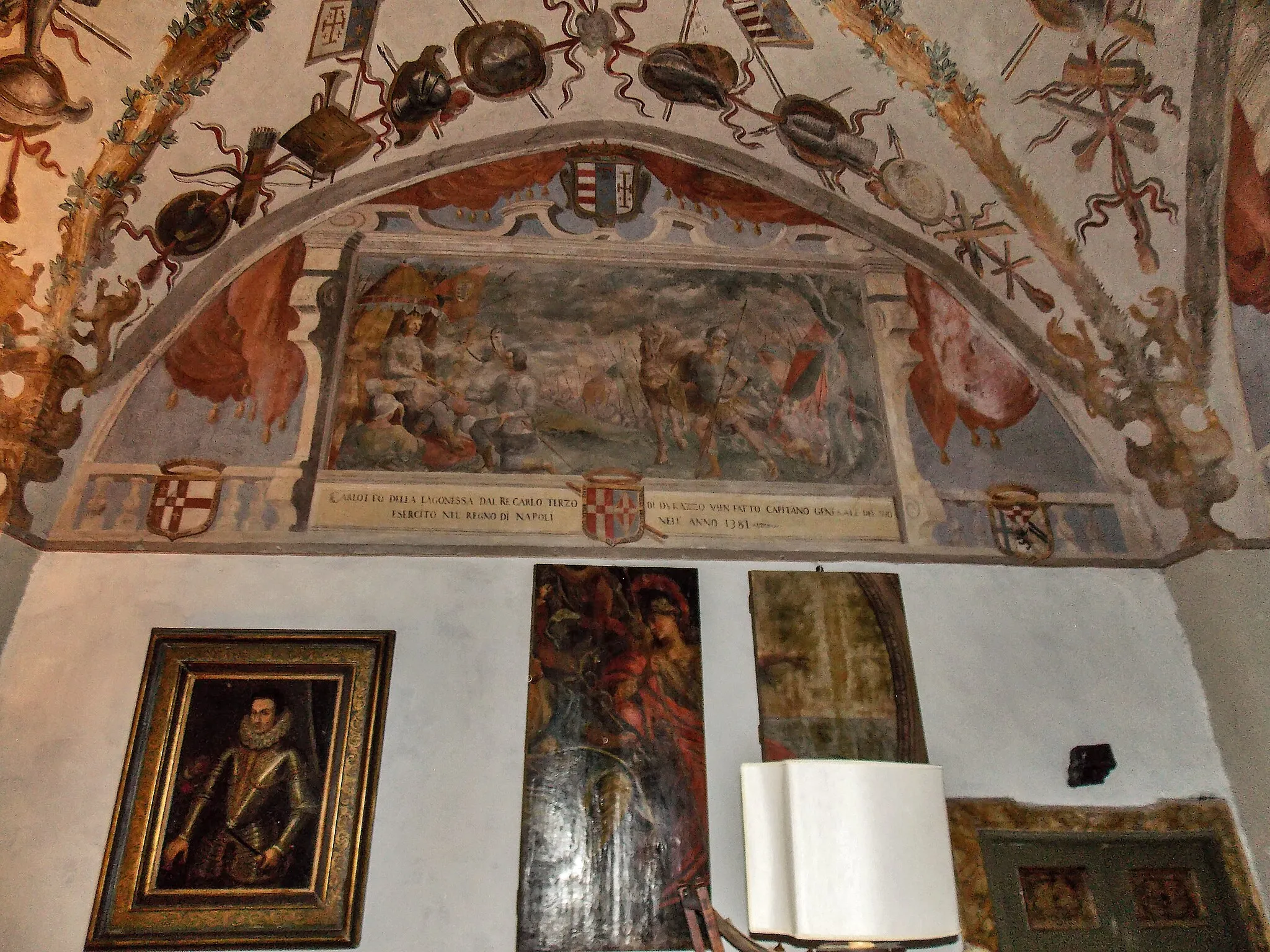 Photo showing: Castello Pignatelli della Leonessa a San Martino Valle Caudina (AV).