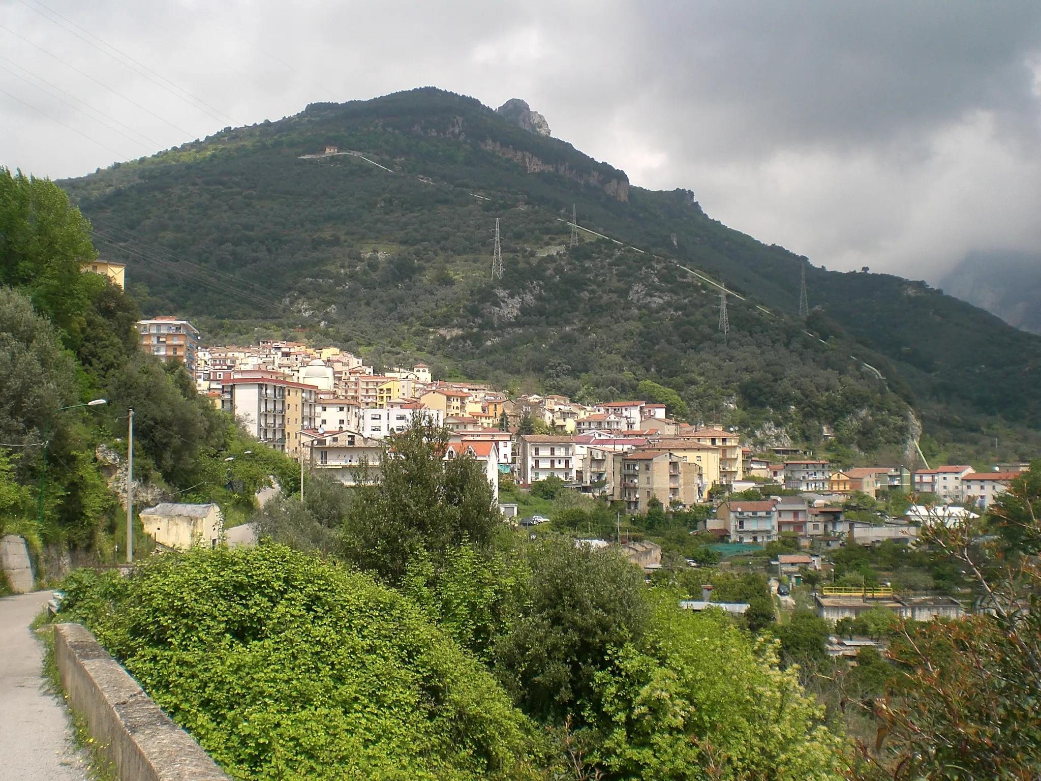 Photo showing: View of Ariano, hamlet of Olevano sul Tusciano