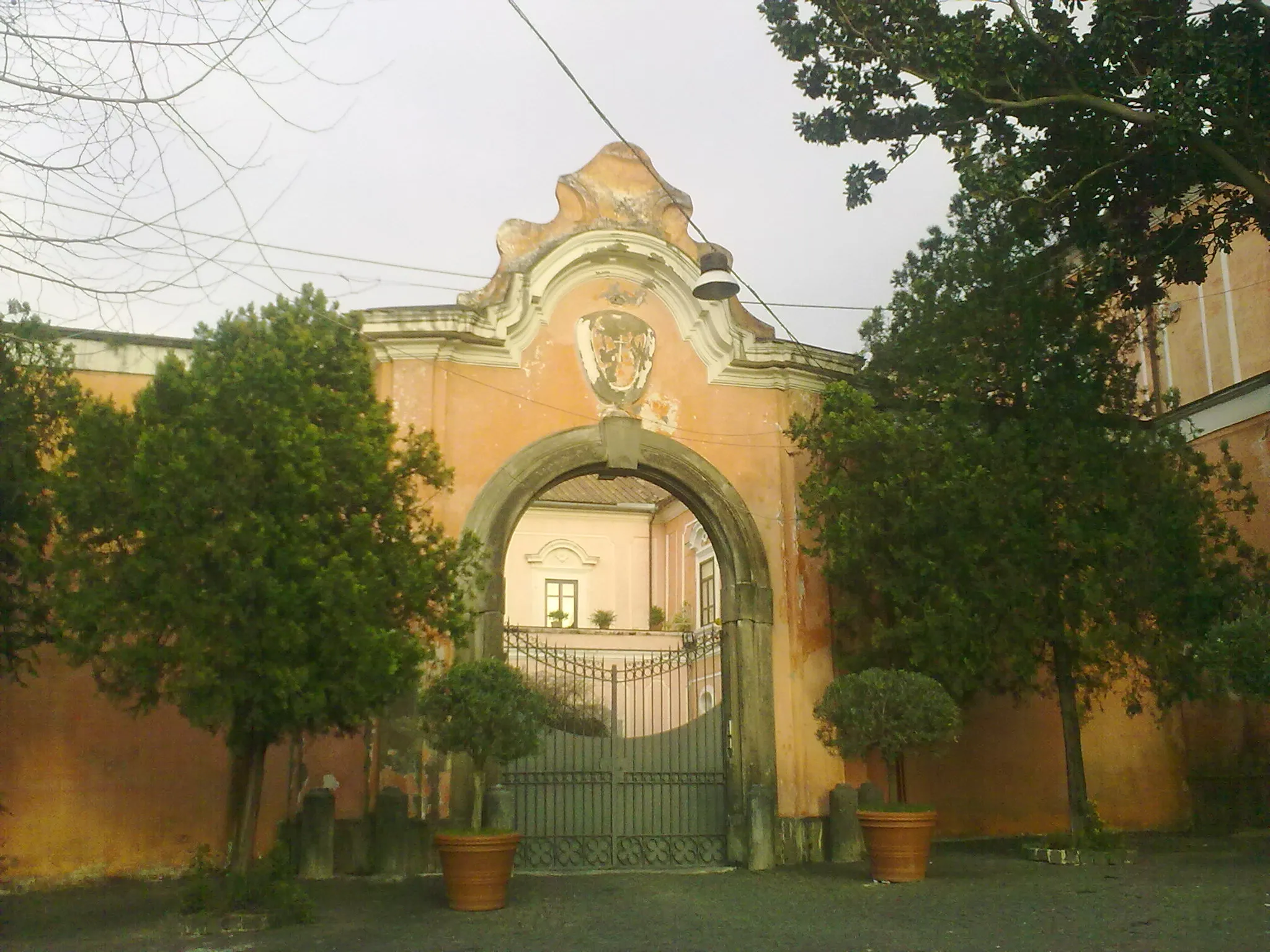 Photo showing: Palazzo vescovile di Nocera Inferiore, ingresso
