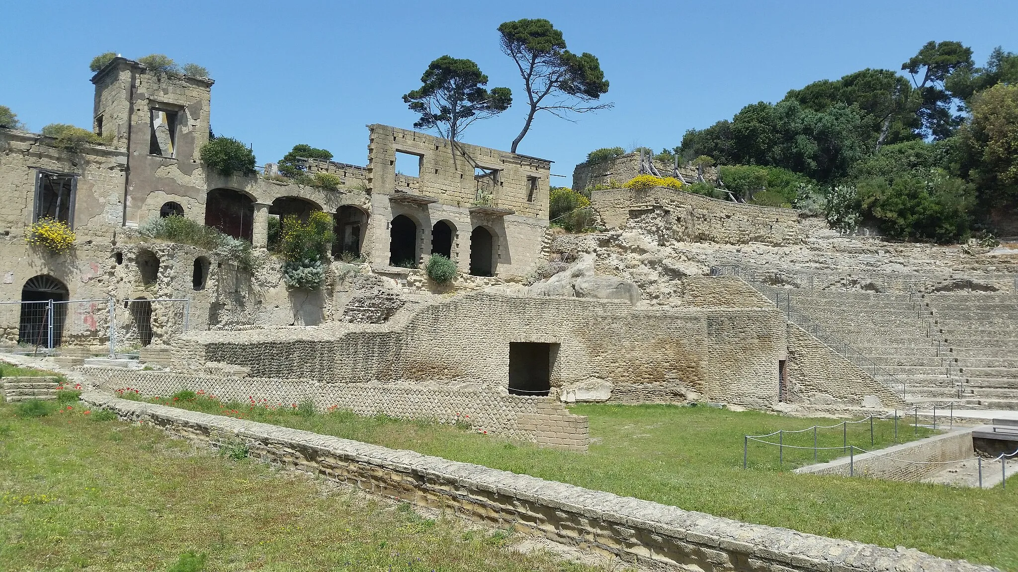 Photo showing: Villa Imperiale di Pausilypon e la Gaiola