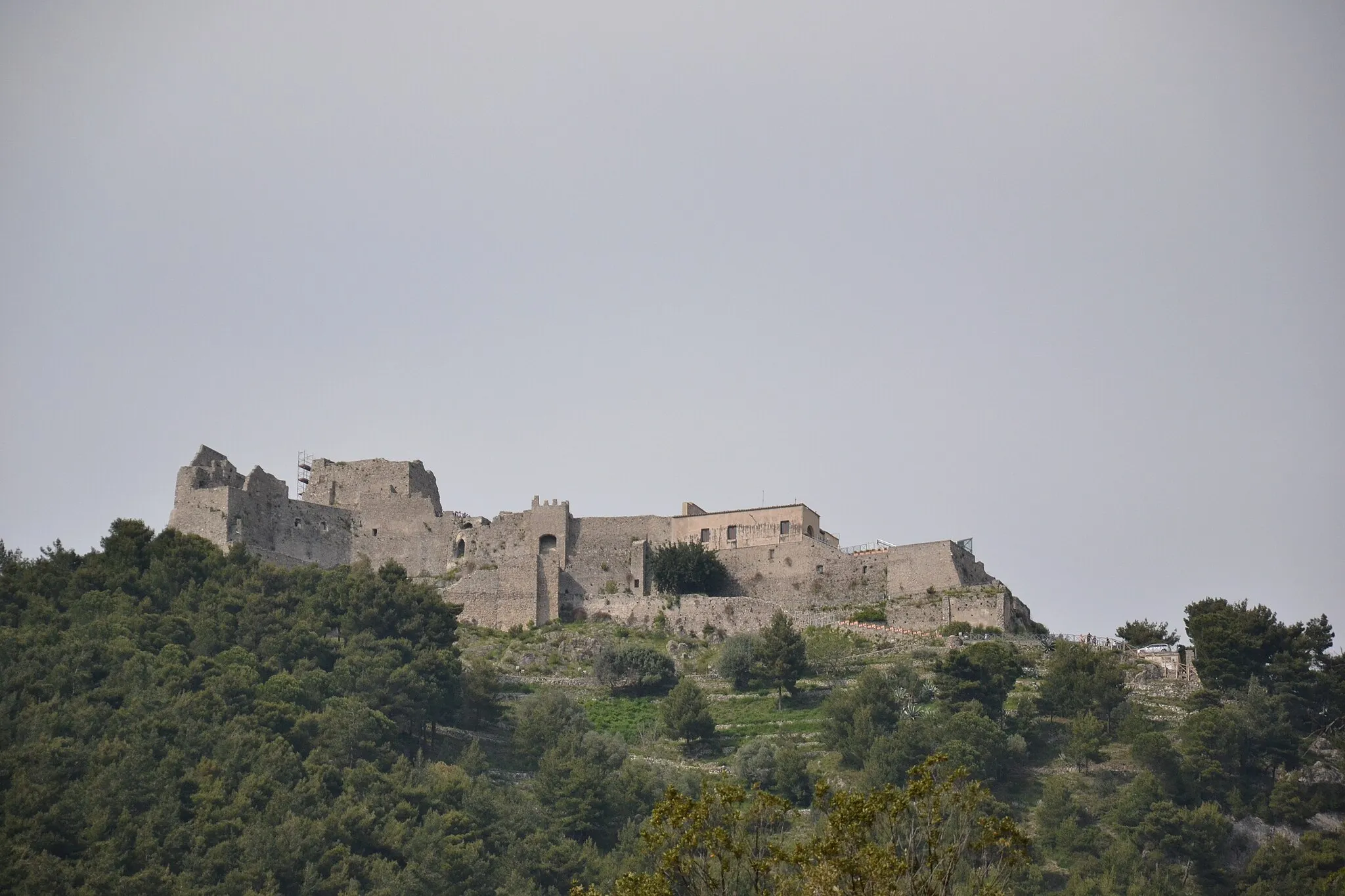 Photo showing: Vista del Castello Arechi II