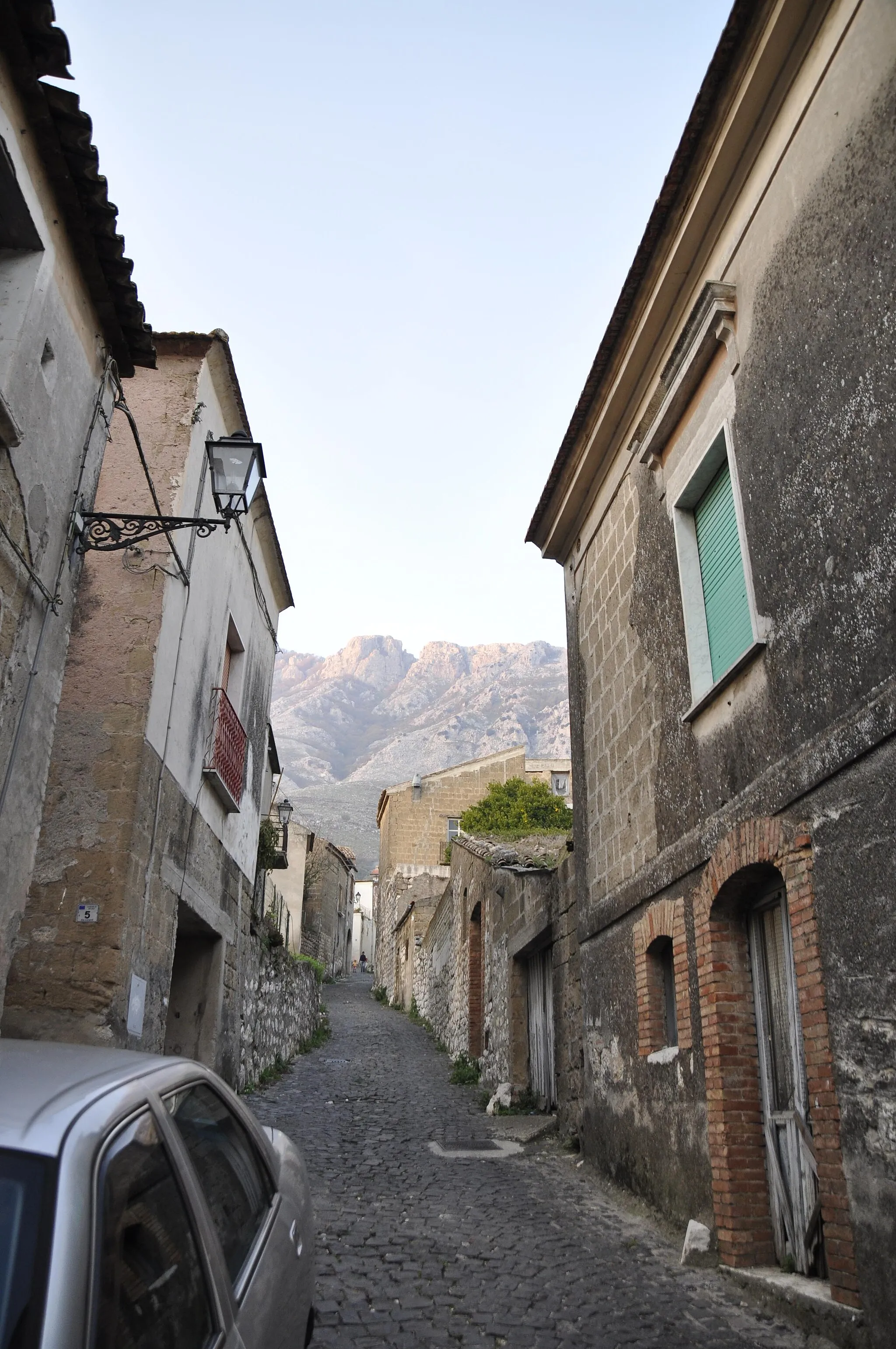 Photo showing: A street of Bonea, a comune in the province of Benevento.
