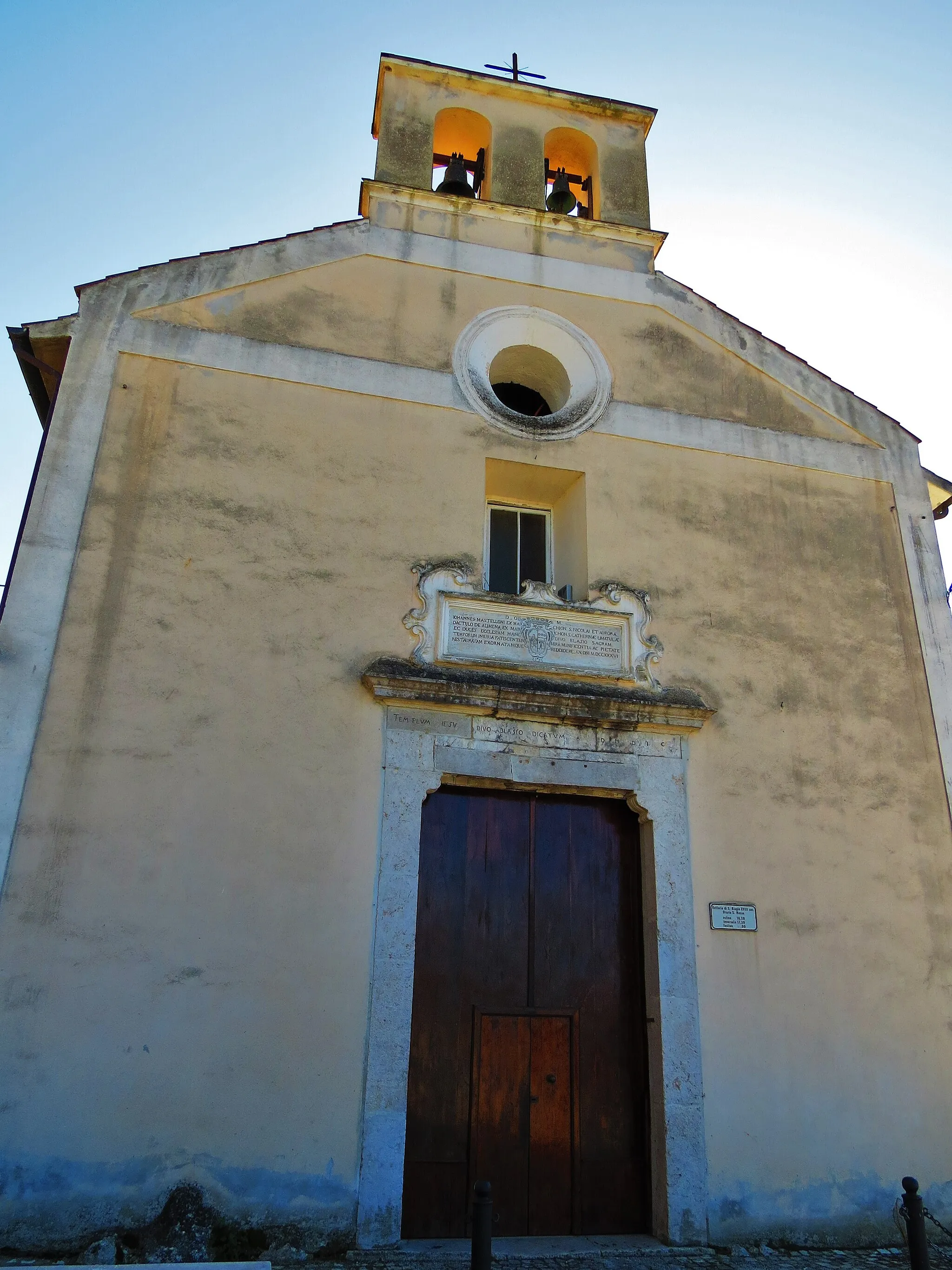Photo showing: Vecchia chiesa di San Biagio a Limatola (BN)