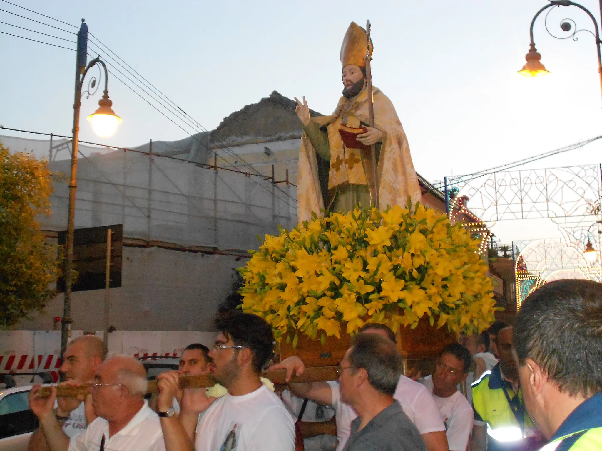 Photo showing: Processione in onore di Santo Stefano Minicillo a Macerata Campania