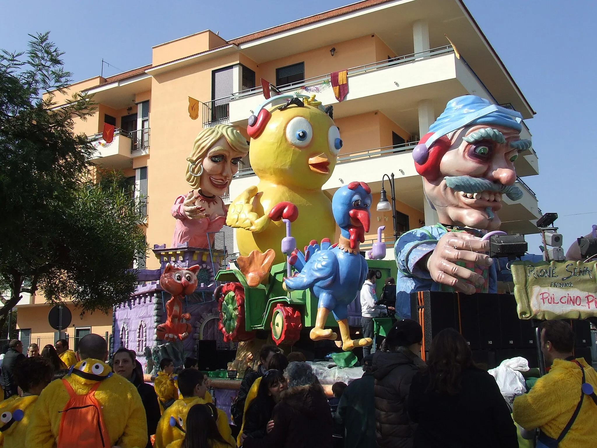 Photo showing: Carnevale di w:Saviano - Carri allegorici