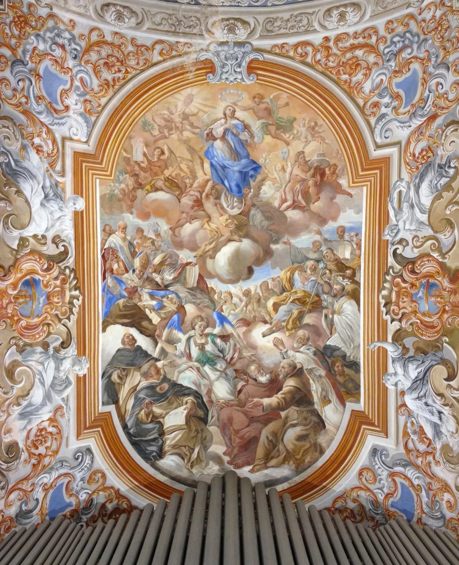 Photo showing: Affresco presente nella volta del coro della Chiesa del Convento della SS.ma Trinità di Baronissi. Soggetto: Gloria dell'Immacolata. Autore: Michele Ricciardi. Anno: 1708-09.