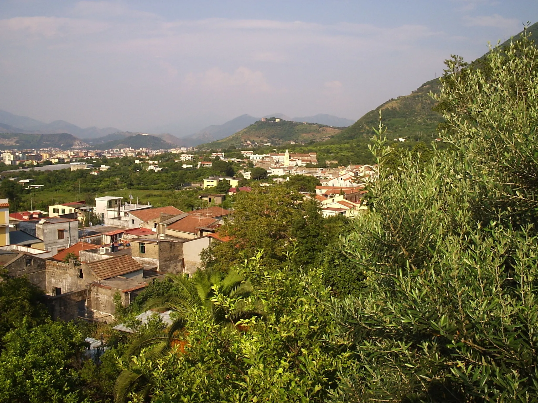 Photo showing: veduta panoramica di Sant'Egidio del Monte Albino (Salerno).