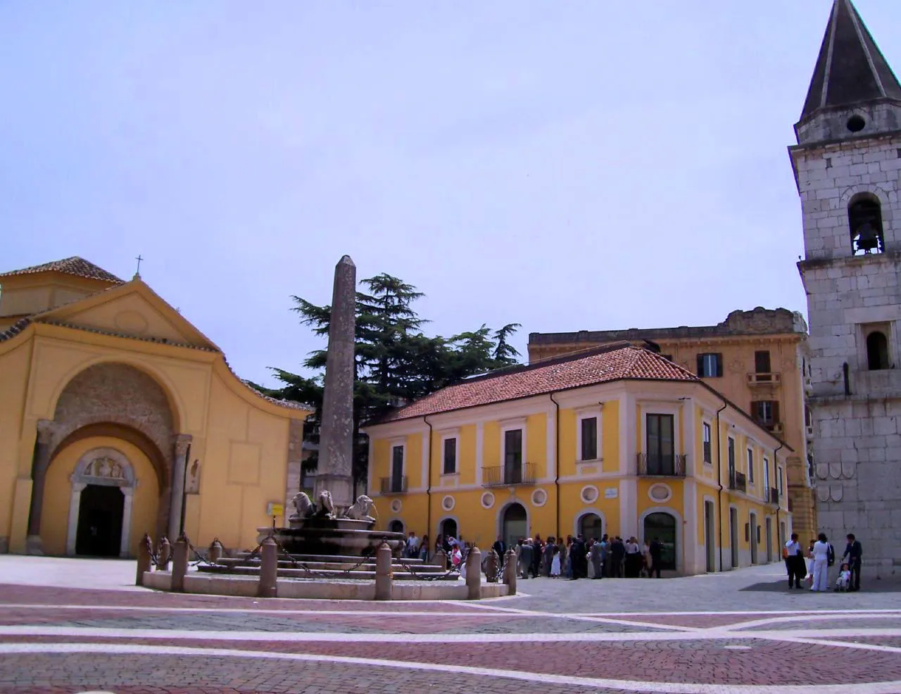 Photo showing: Piazza Santa Sofia, Benevento