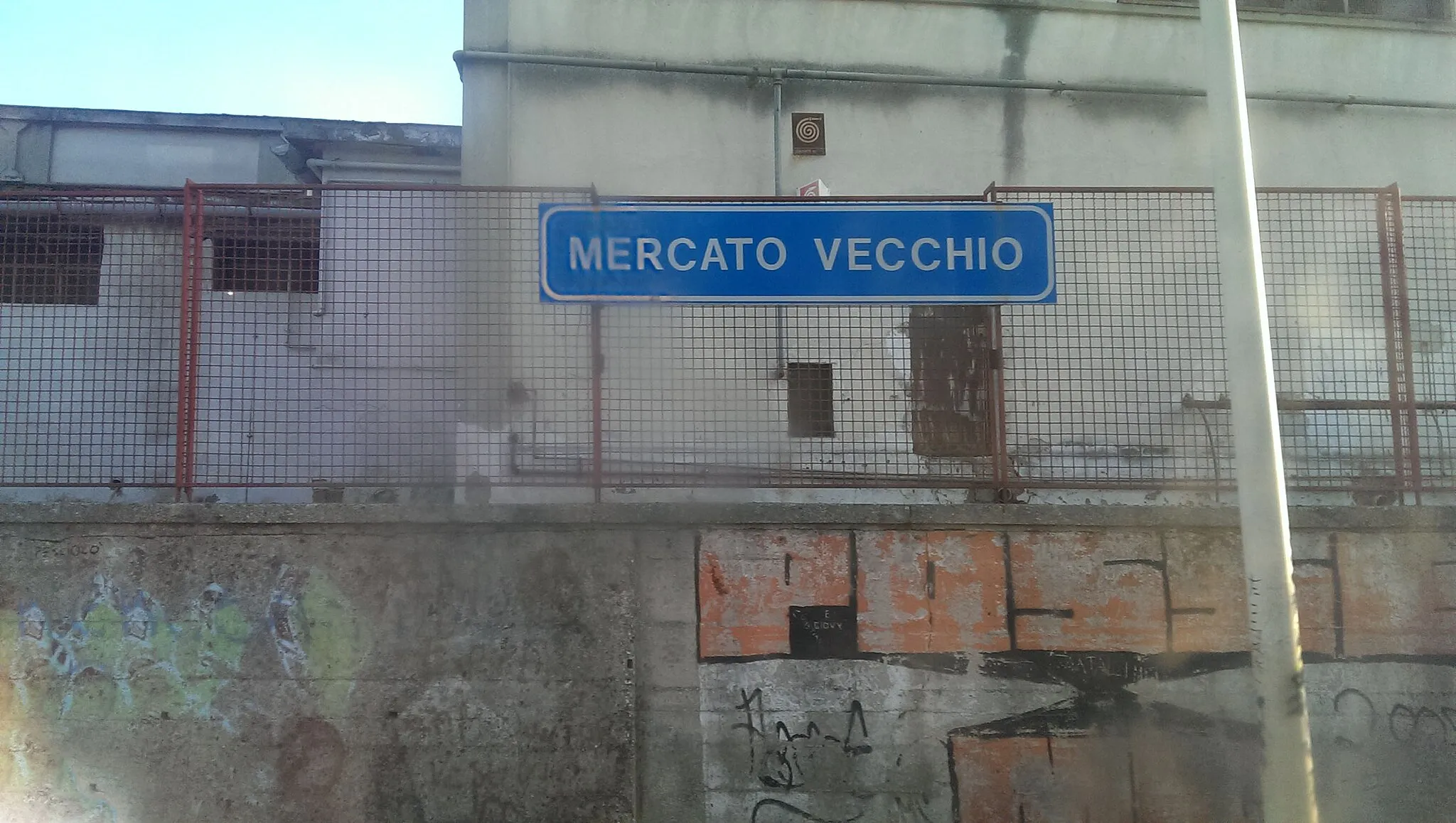 Photo showing: Stazione ferroviaria di Mercato Vecchio