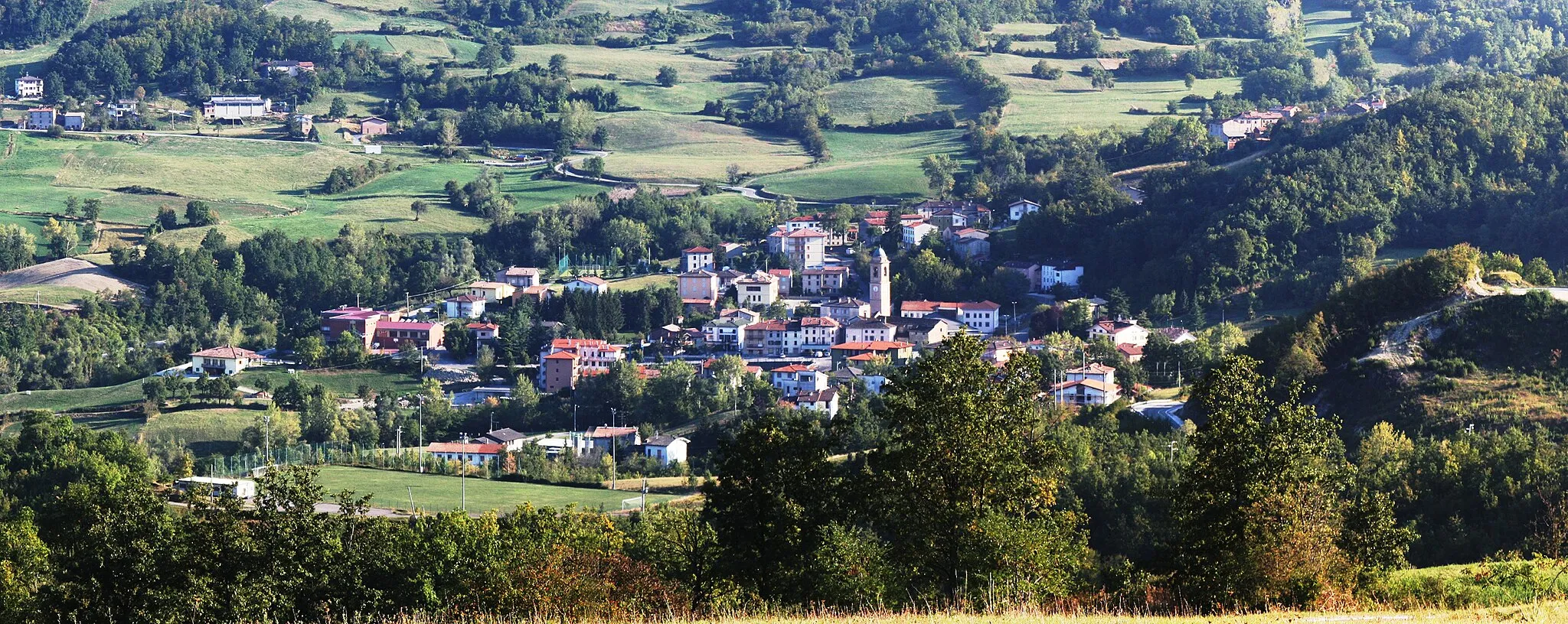 Photo showing: Panorama of Morfasso, Italy