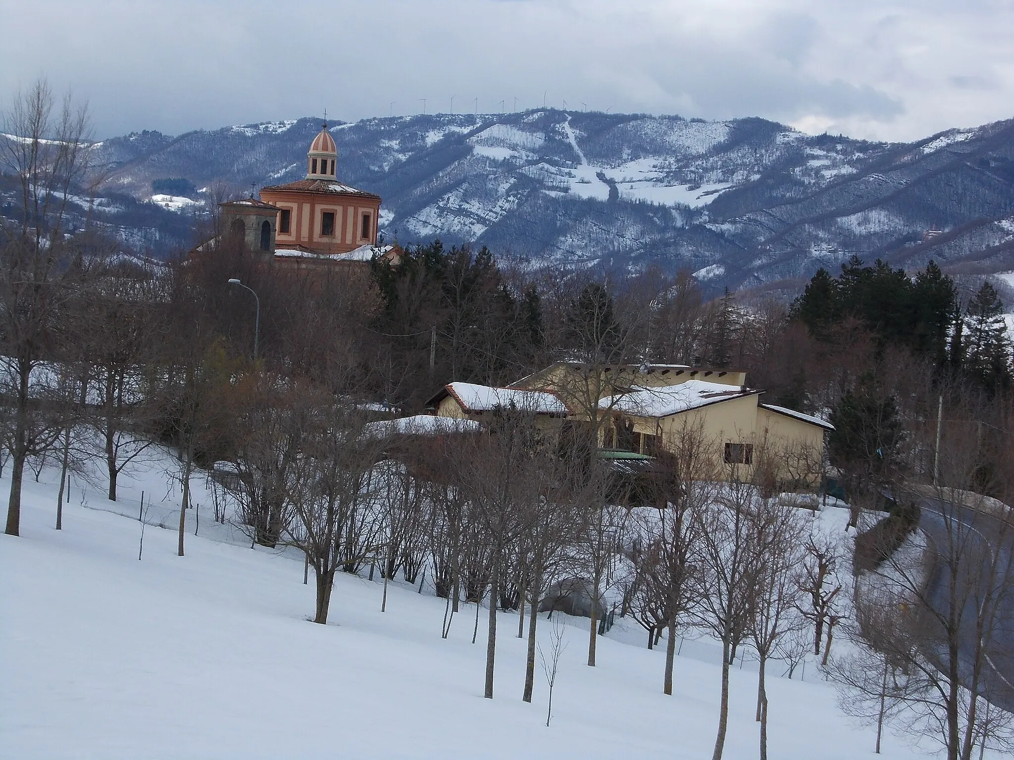 Photo showing: IL BORGO SOTTO LA NEVE