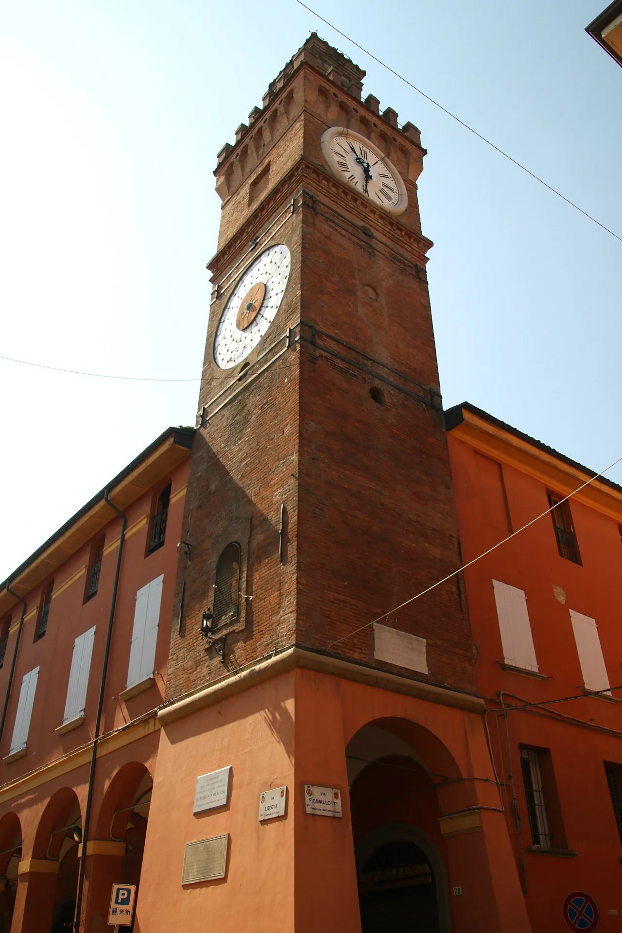 Photo showing: Torre dell’Orologio, Medicina