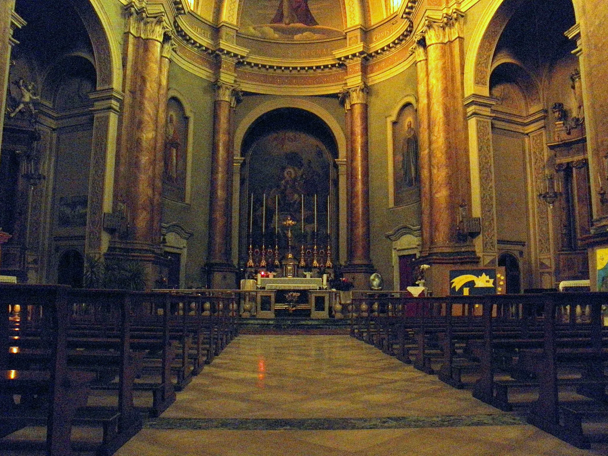 Photo showing: Gambulaga, frazione di Portomaggiore: interno della chiesa parrocchiale di San Giorgio (XVIII secolo).