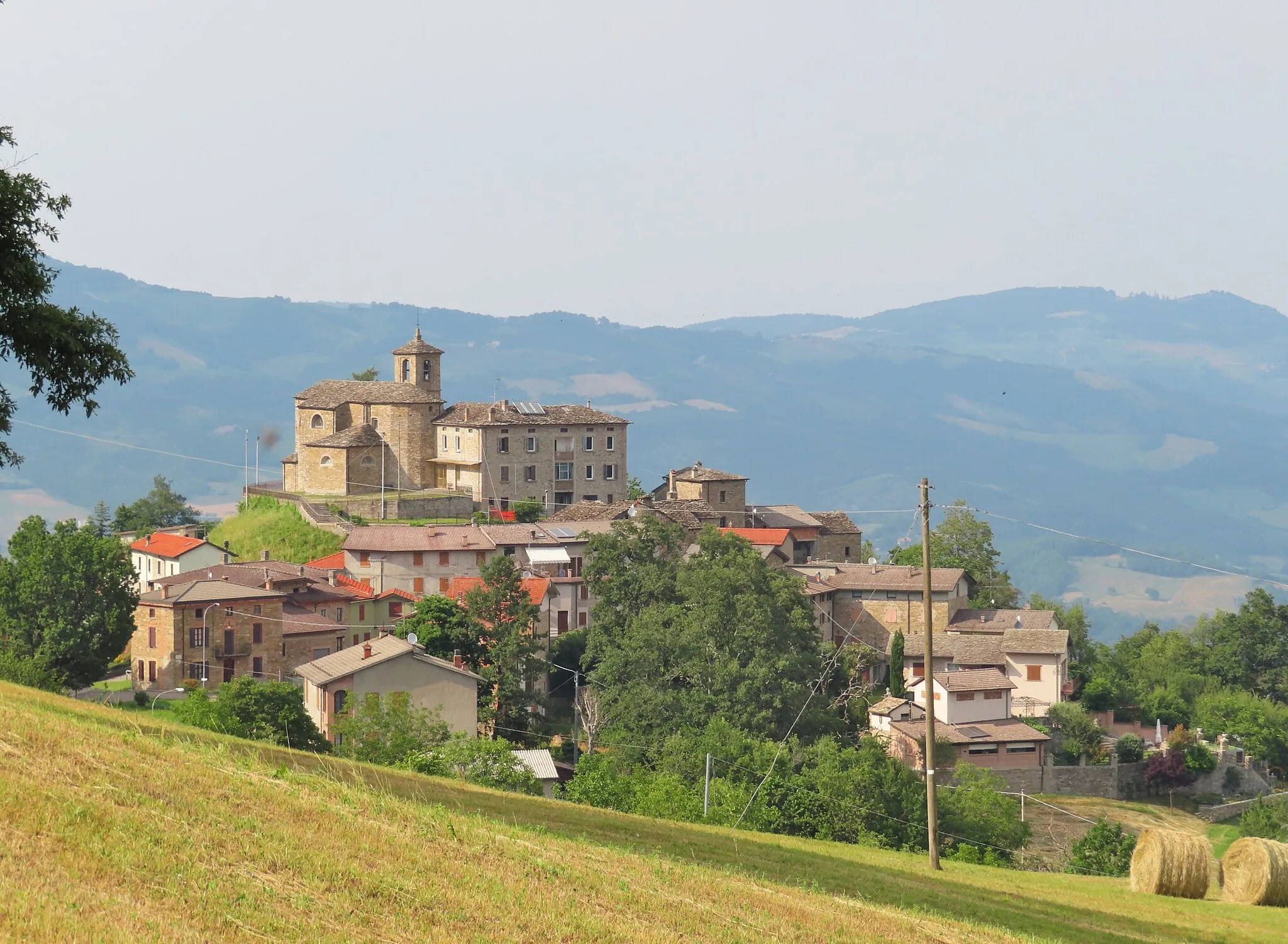 Photo showing: Panorama del borgo di Contile