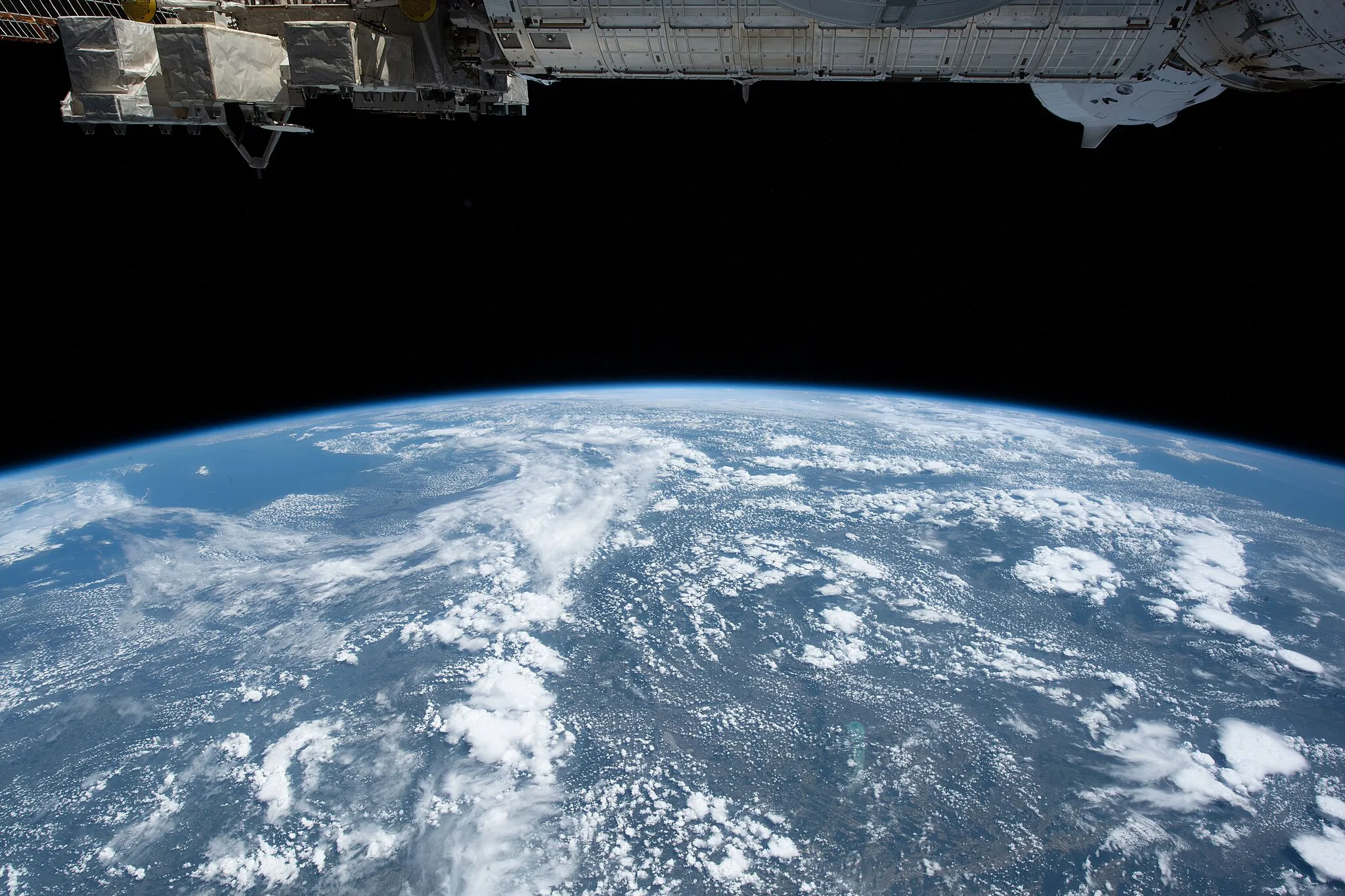 Photo showing: View of Earth taken during ISS Expedition 65.