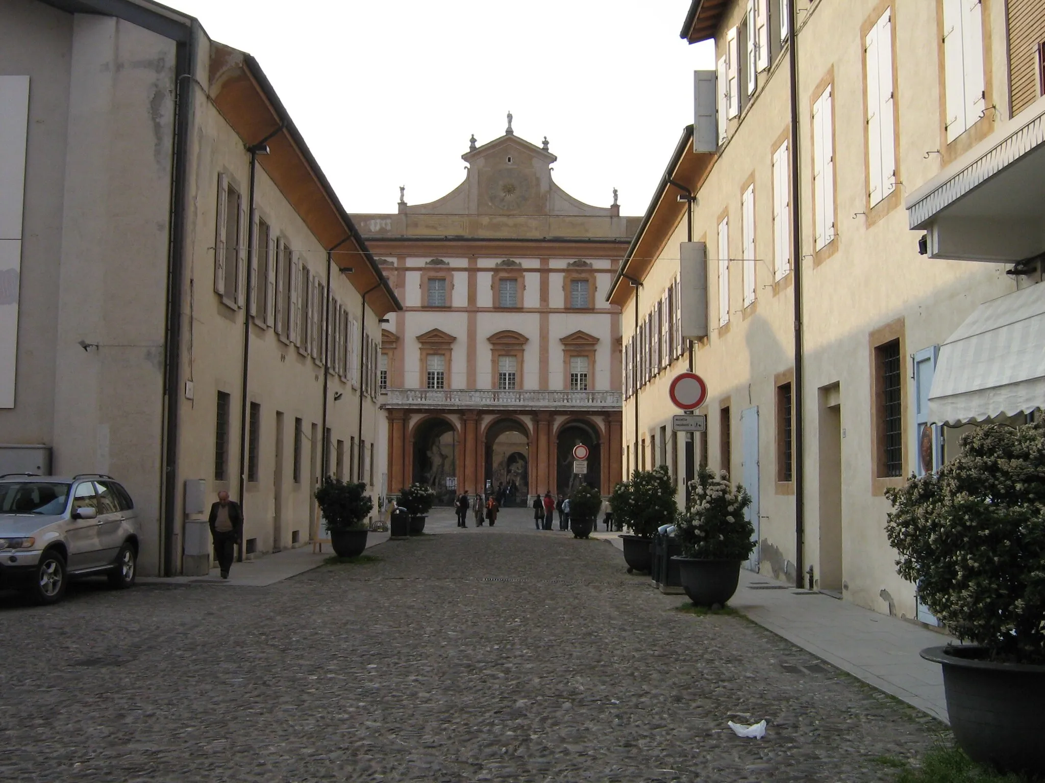 Photo showing: Facciata del palazzo ducale di Sassuolo, Modena, Emilia Romagna, Italia