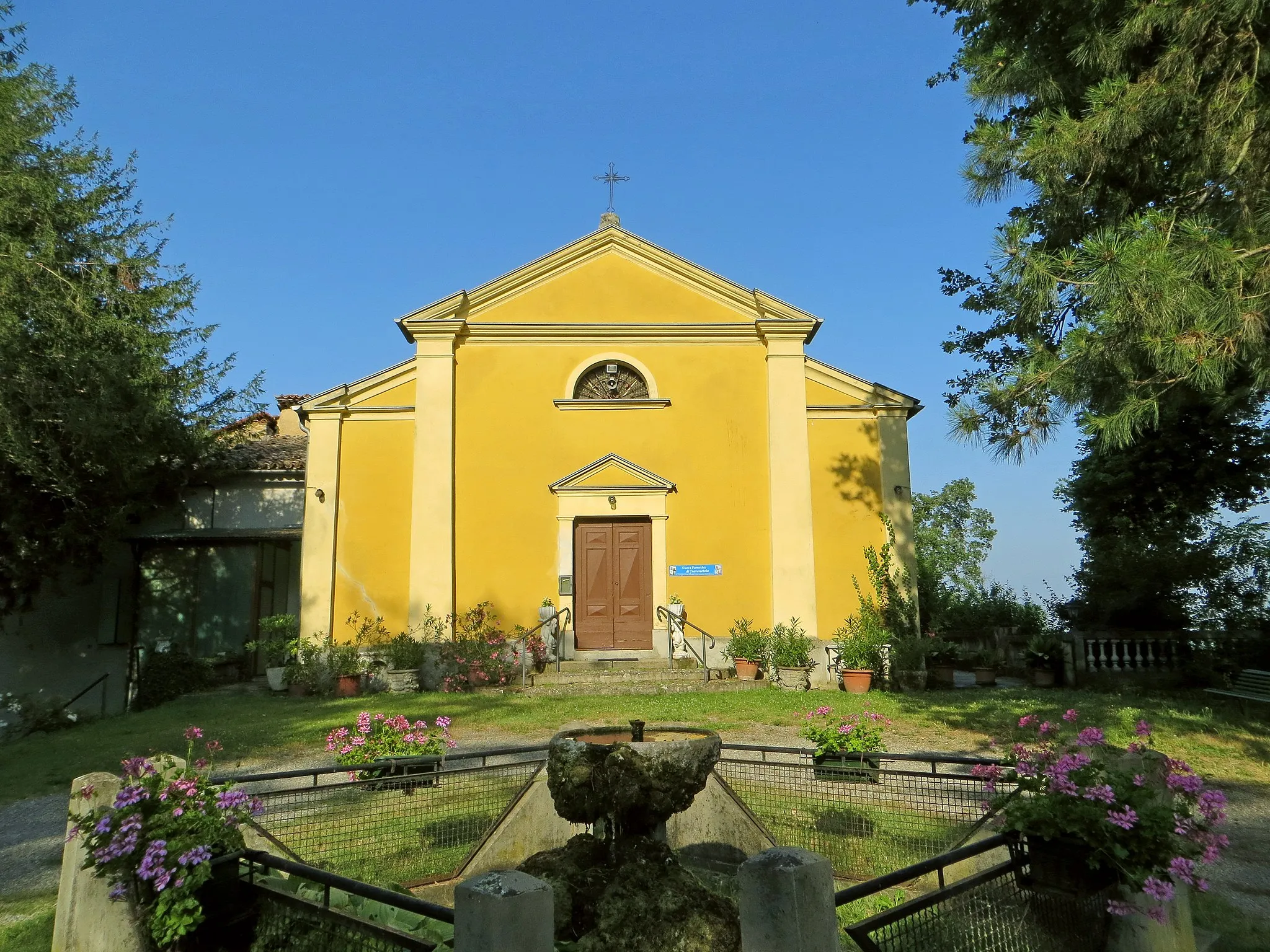 Photo showing: Chiesa di San Nicolò (Cazzola, Traversetolo) - facciata