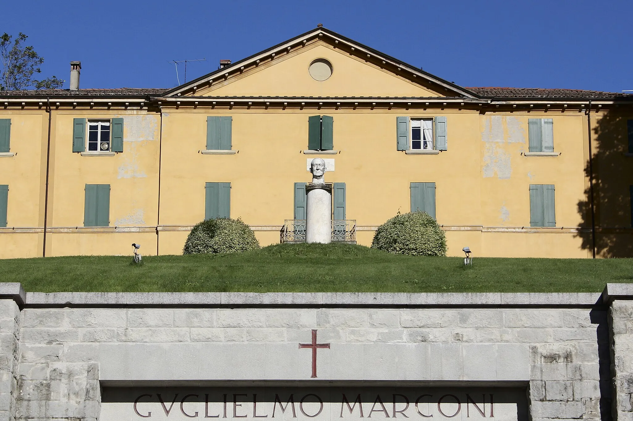 Photo showing: Villa Griffone, Pontecchio Marconi, Borgonuovo-Pontecchio, village of Sasso Marconi, metropolitan city of Bologna, Emilia-Romagna, Italy