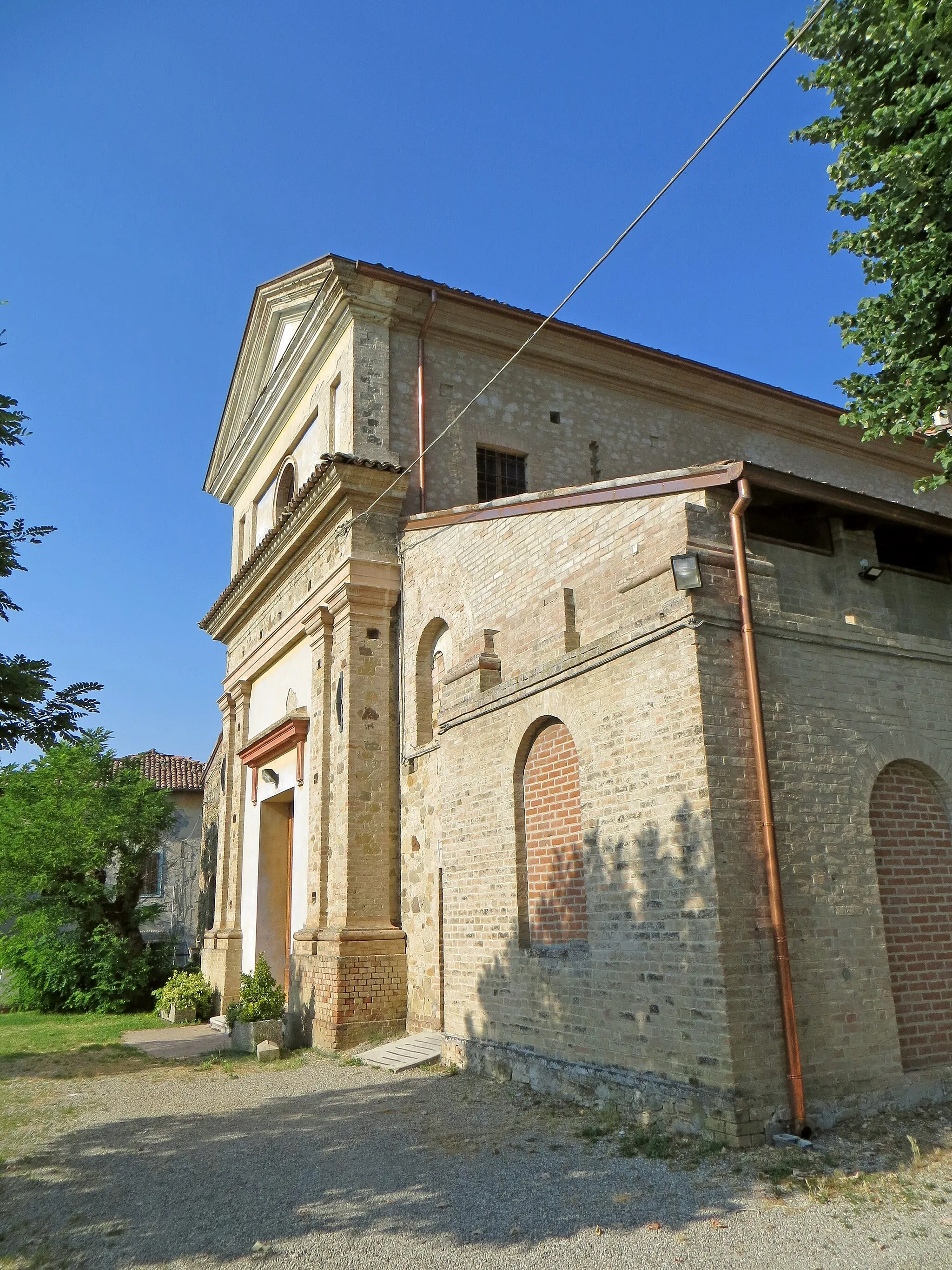 Photo showing: Chiesa della Purificazione di Maria Vergine (Santa Maria del Piano, Lesignano de' Bagni) - facciata