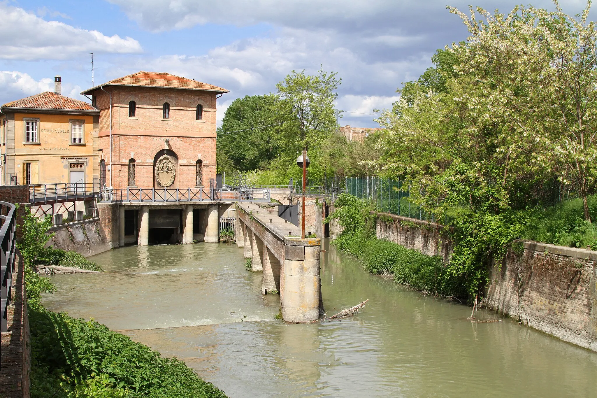 Photo showing: Canale Navile: Sostegno del Battiferro