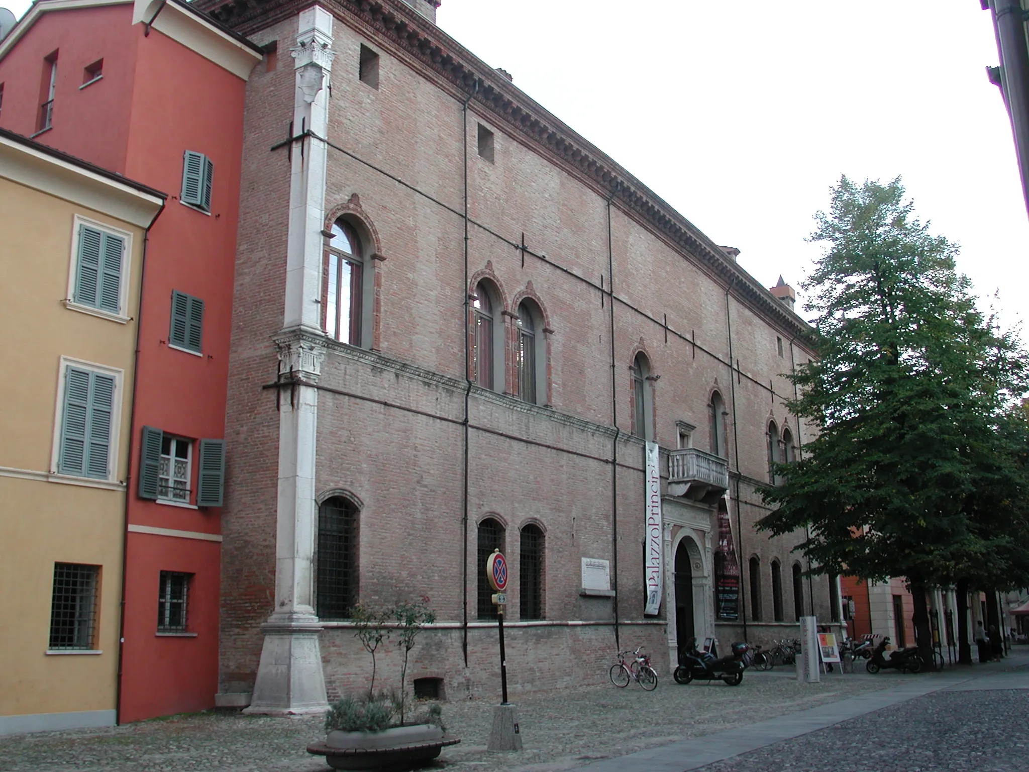 Photo showing: Correggio (Italy) a town near Reggio Emilia, Italy - palazzo dei Principi