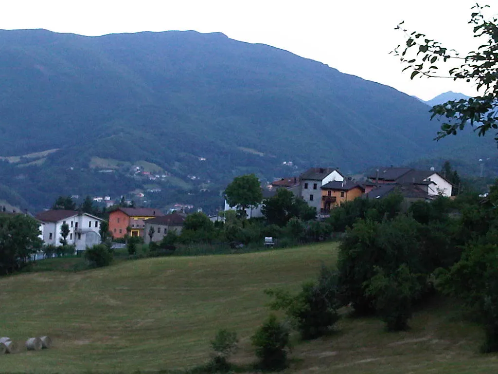 Photo showing: Sant'Andrea Pelago village, a fraction of Pievepelago, on the Northen Appennins.