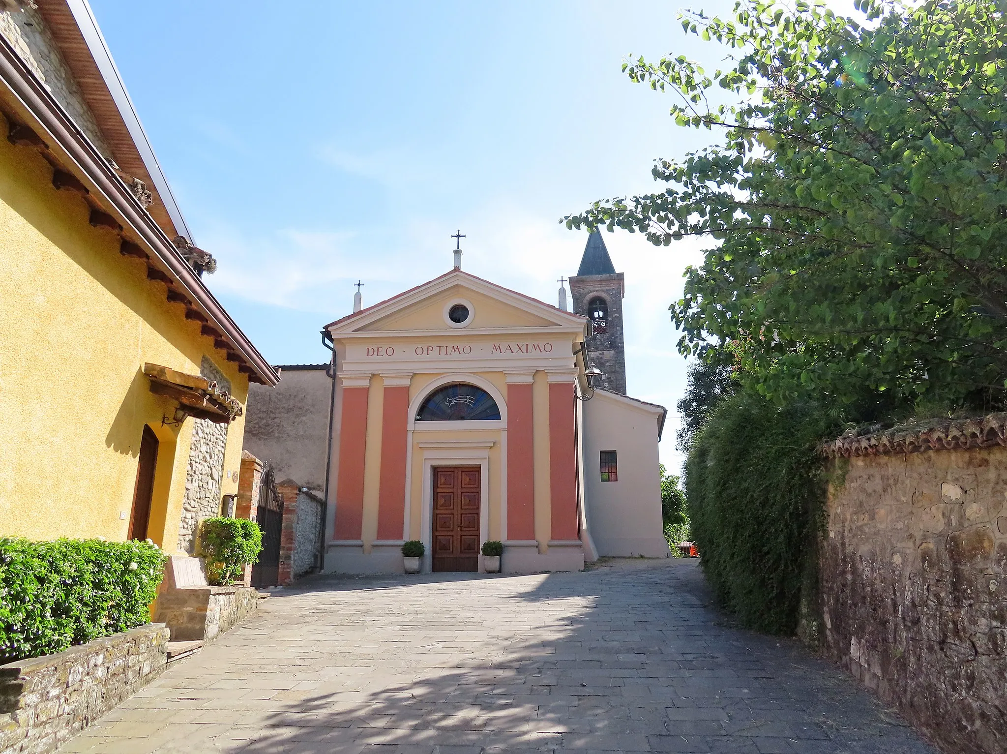 Photo showing: Facciata della chiesa dei Santi Antonino e Fermo