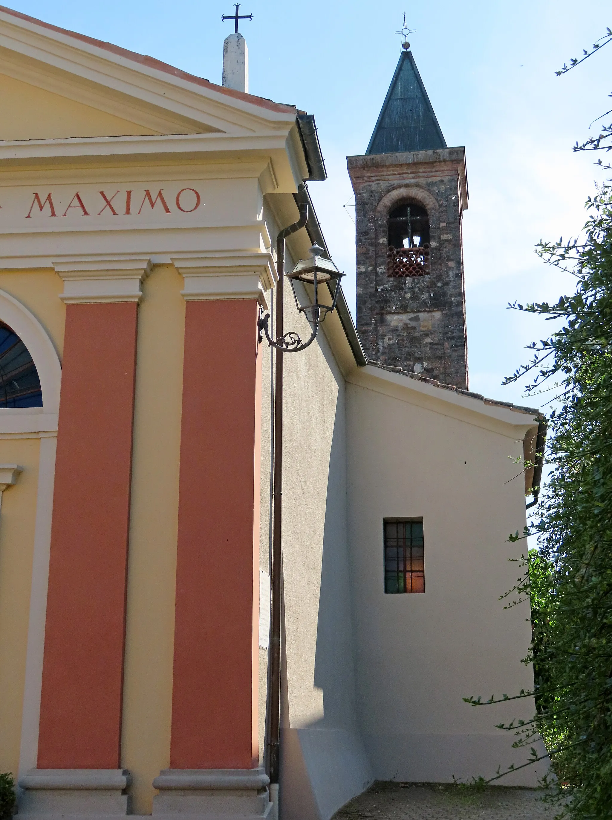 Photo showing: Campanile della chiesa dei Santi Antonino e Fermo