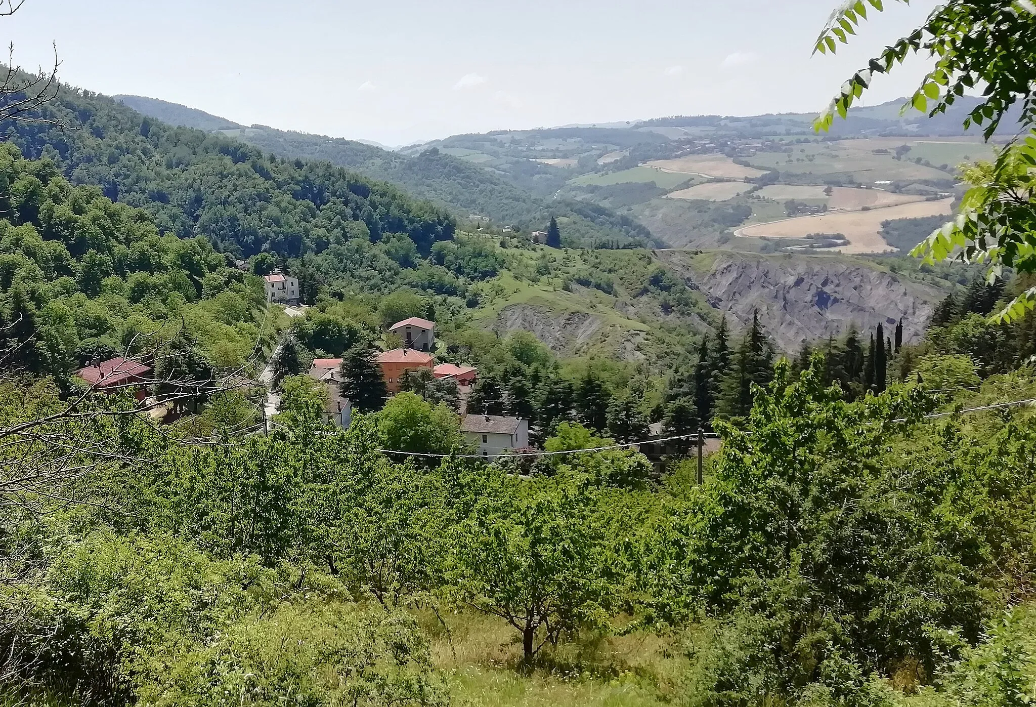 Photo showing: Borra (Monte San Pietro) e i calanchi