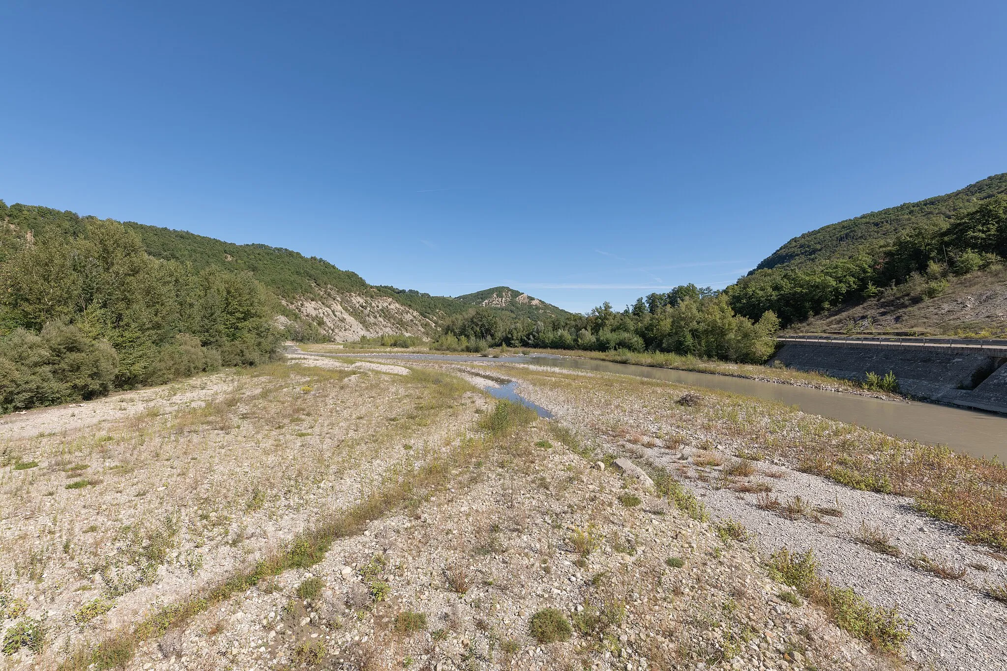 Photo showing: Torrente Enza - Neviano degli Arduini, Parma, Italia