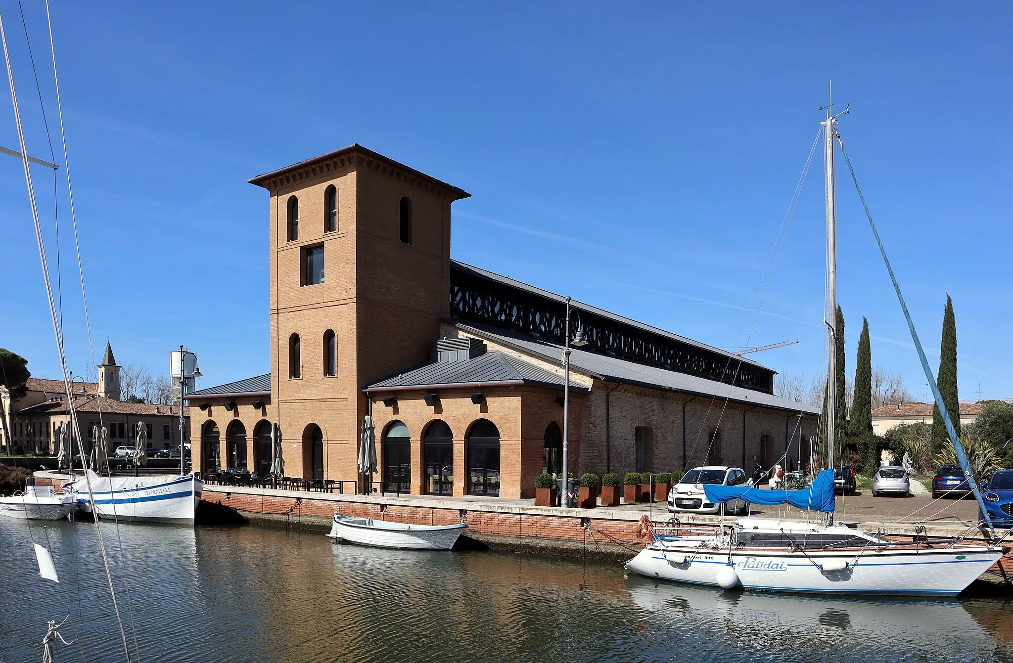 Photo showing: Darsena warehouse - Cervia (Ravenna)