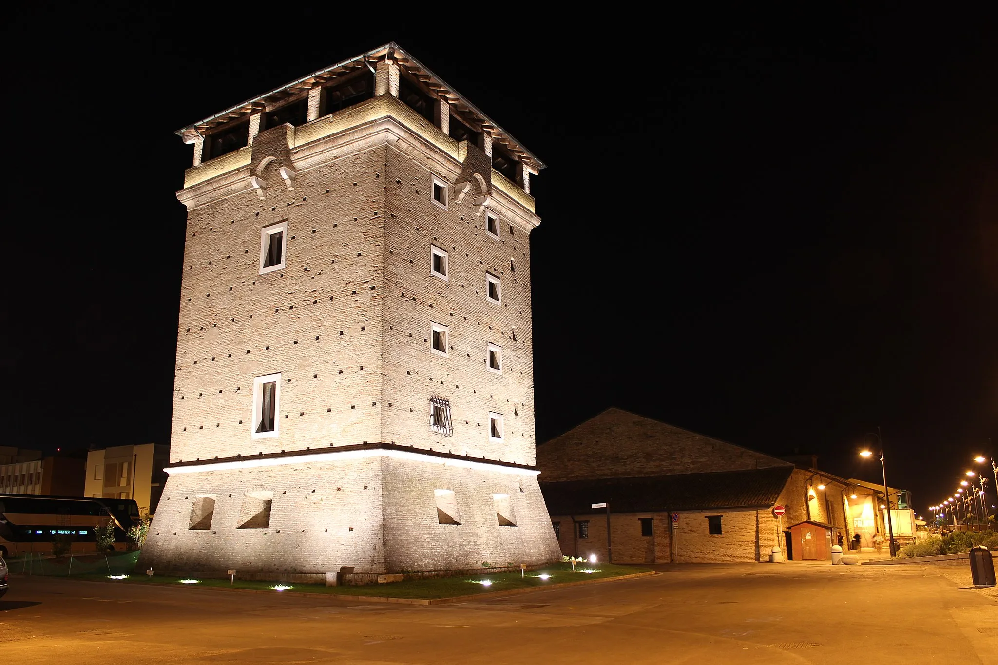 Photo showing: Torre di san michele Cervia (vicino al magazzino del sale)
