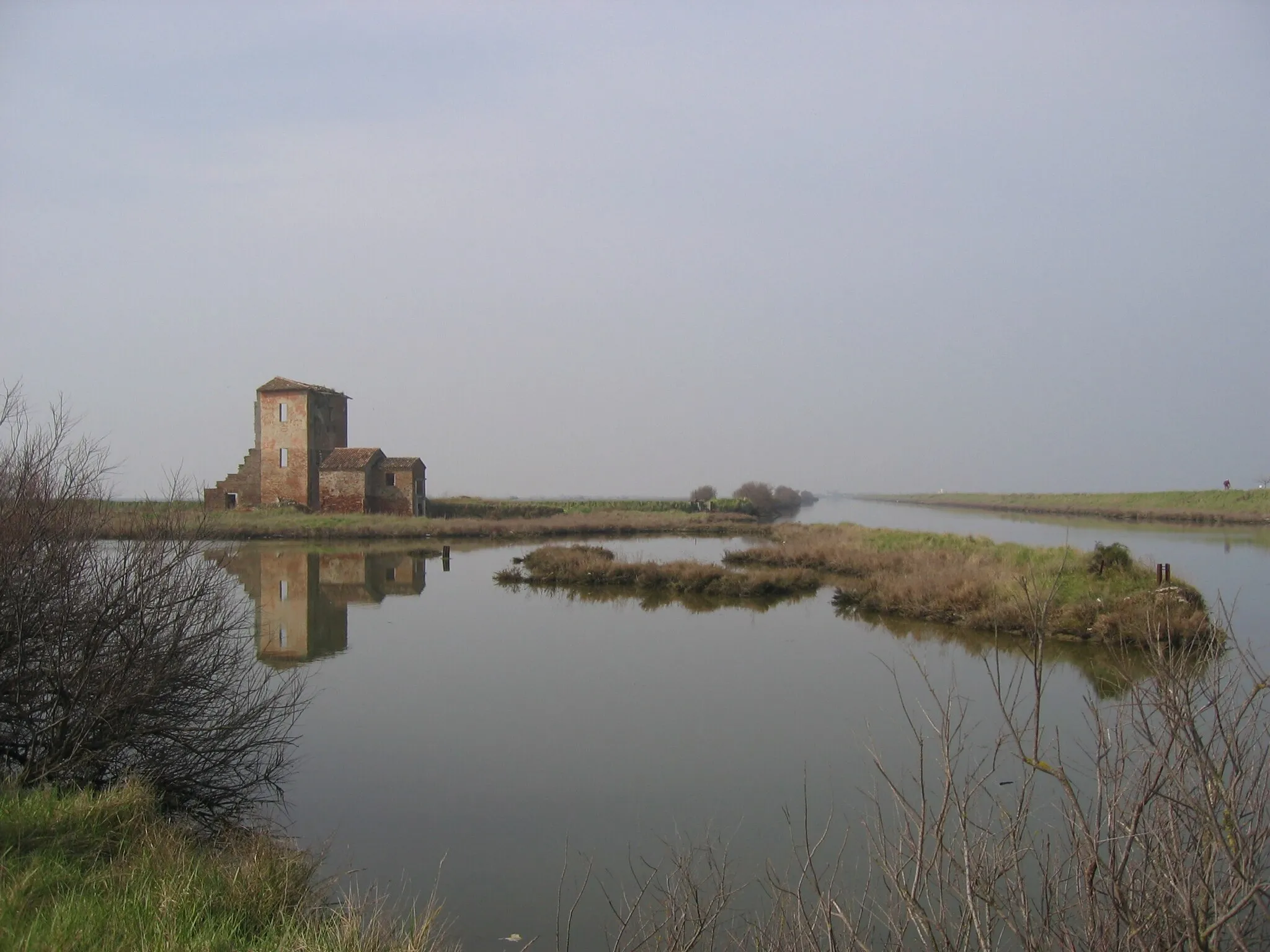 Photo showing: Salt ponds in Comacchio, Ferrara (Italy)