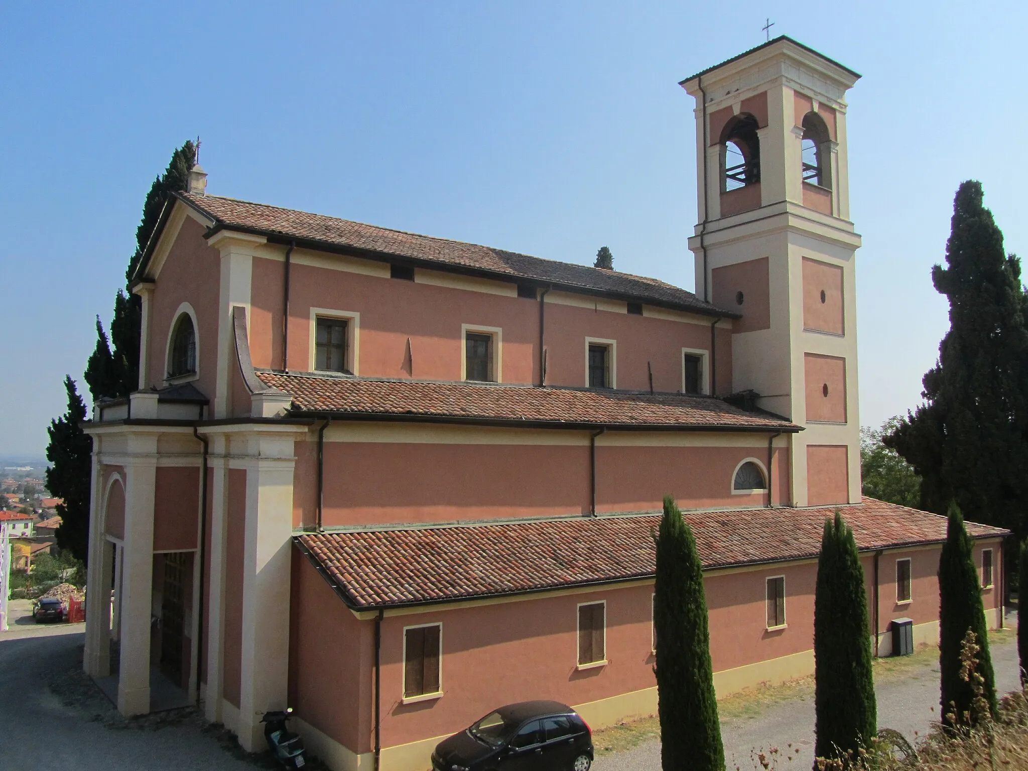 Photo showing: La chiesa parrocchiale di Casalgrande Alto, provincia di Reggio Emilia.
